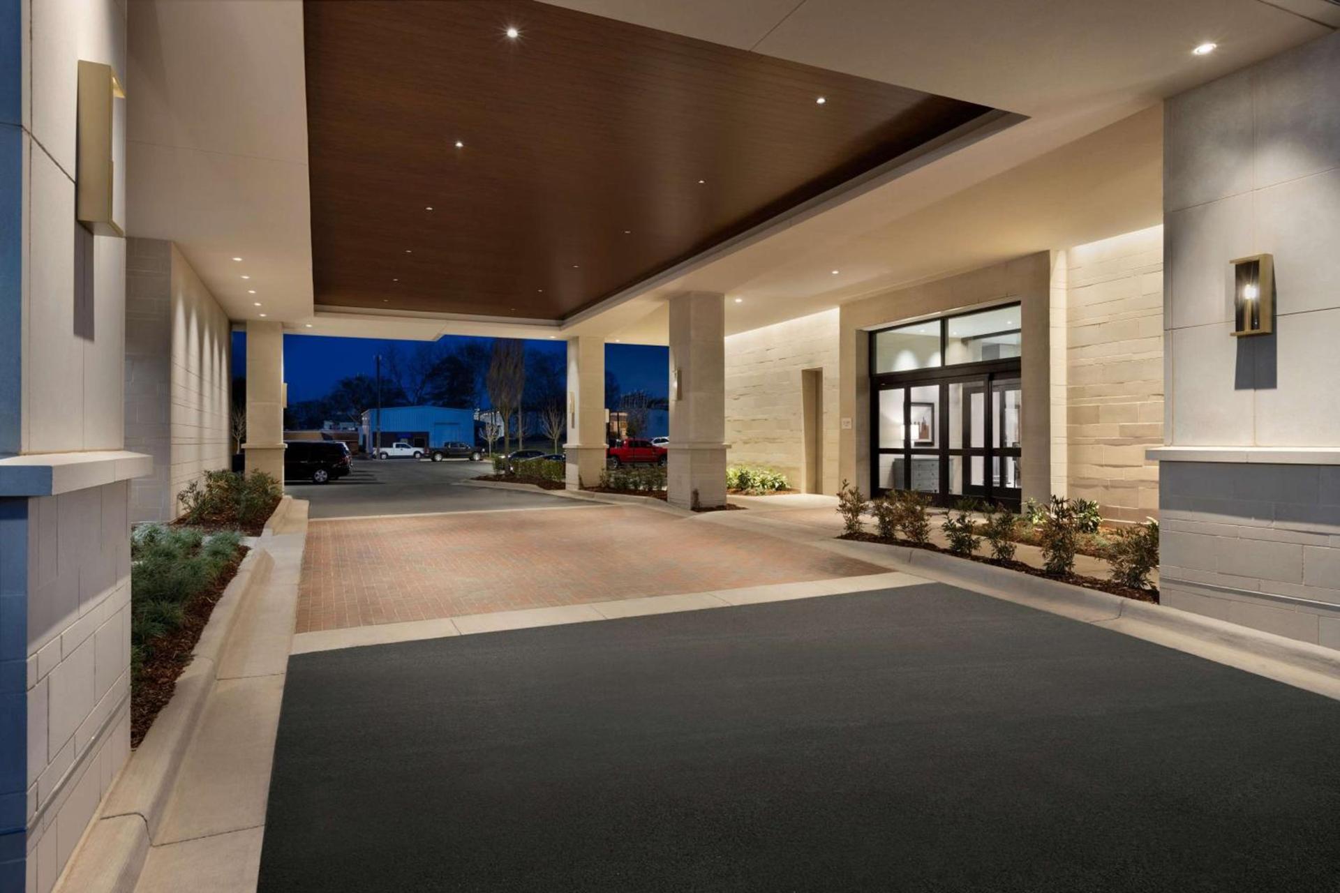 Valley Hotel Homewood Birmingham - Curio Collection By Hilton photo 31