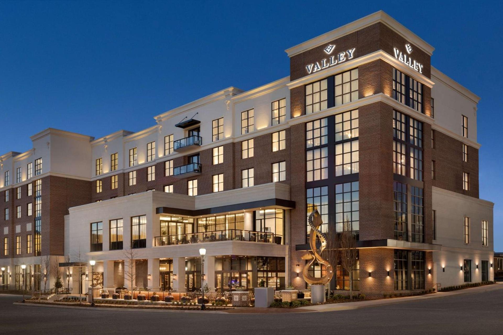 Valley Hotel Homewood Birmingham - Curio Collection By Hilton photo 81