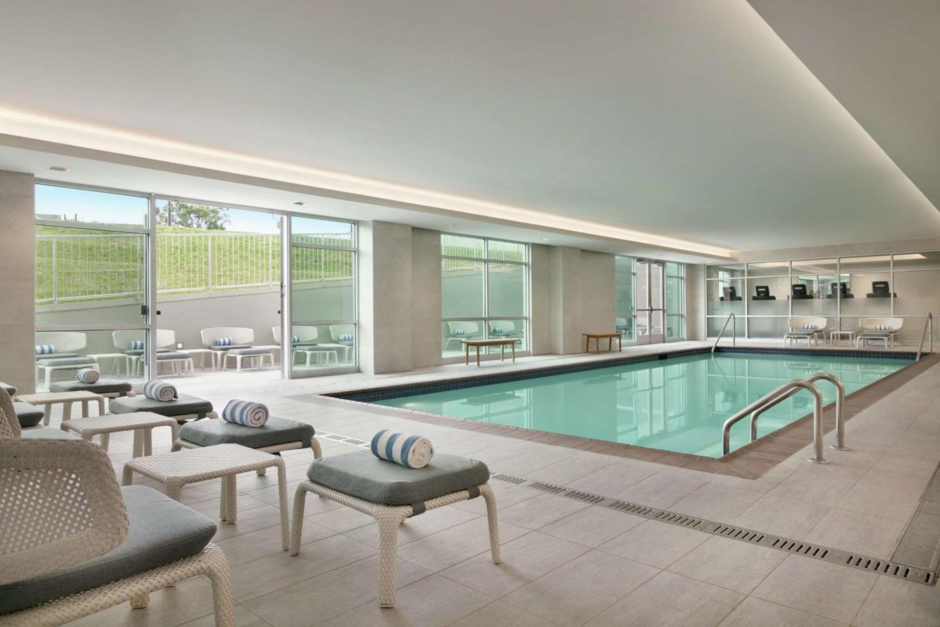Embassy Suites by Hilton Atlanta Midtown photo 5