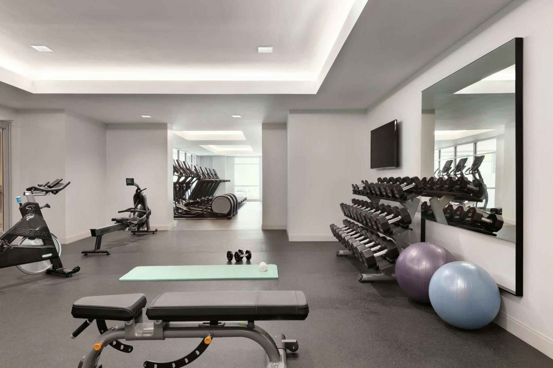 Embassy Suites by Hilton Atlanta Midtown photo 13