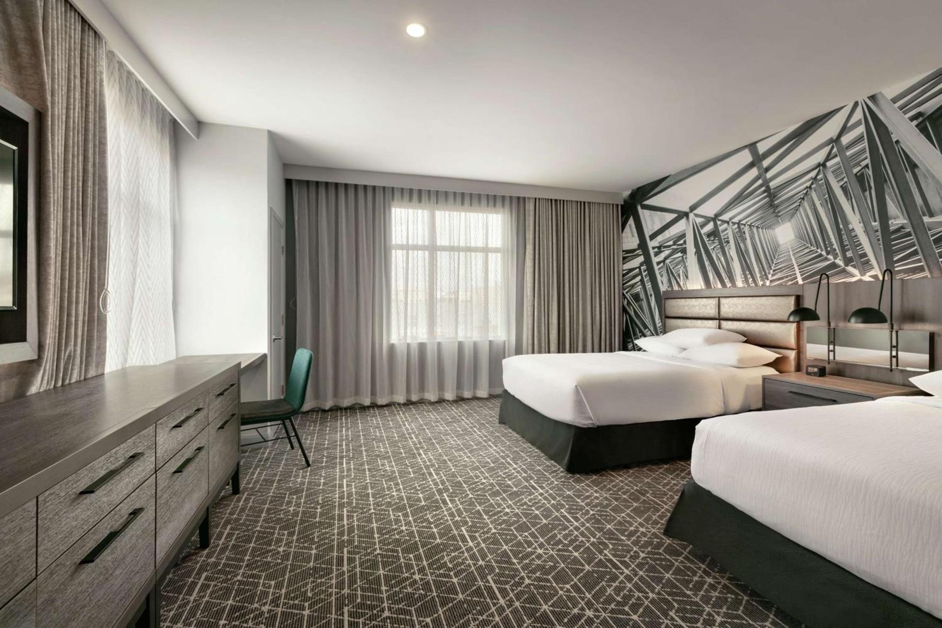 Embassy Suites by Hilton Atlanta Midtown photo 25