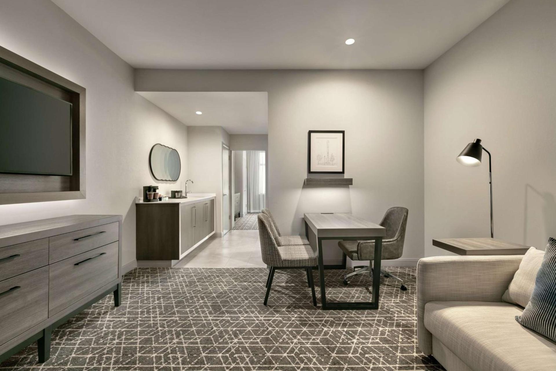 Embassy Suites by Hilton Atlanta Midtown photo 28