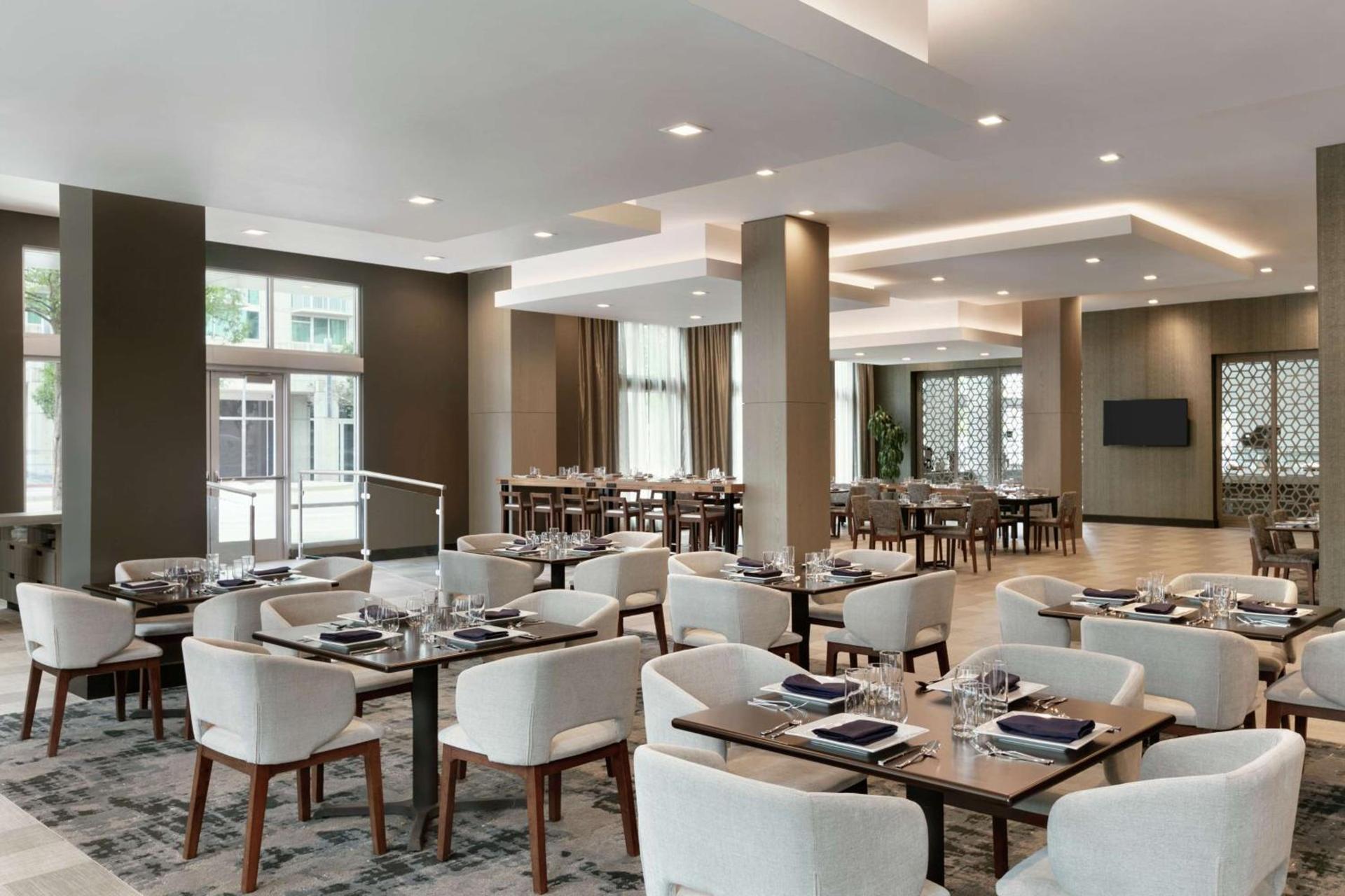 Embassy Suites by Hilton Atlanta Midtown photo 43