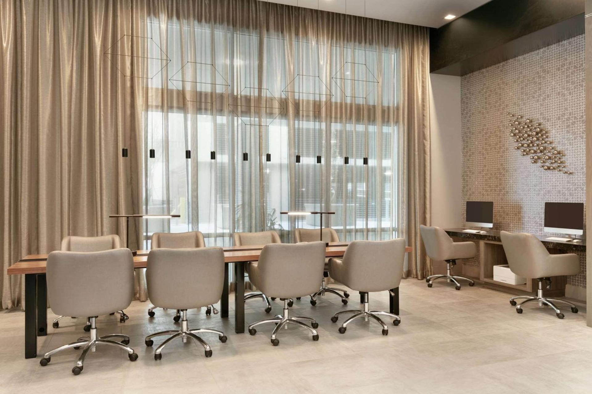 Embassy Suites by Hilton Atlanta Midtown photo 51