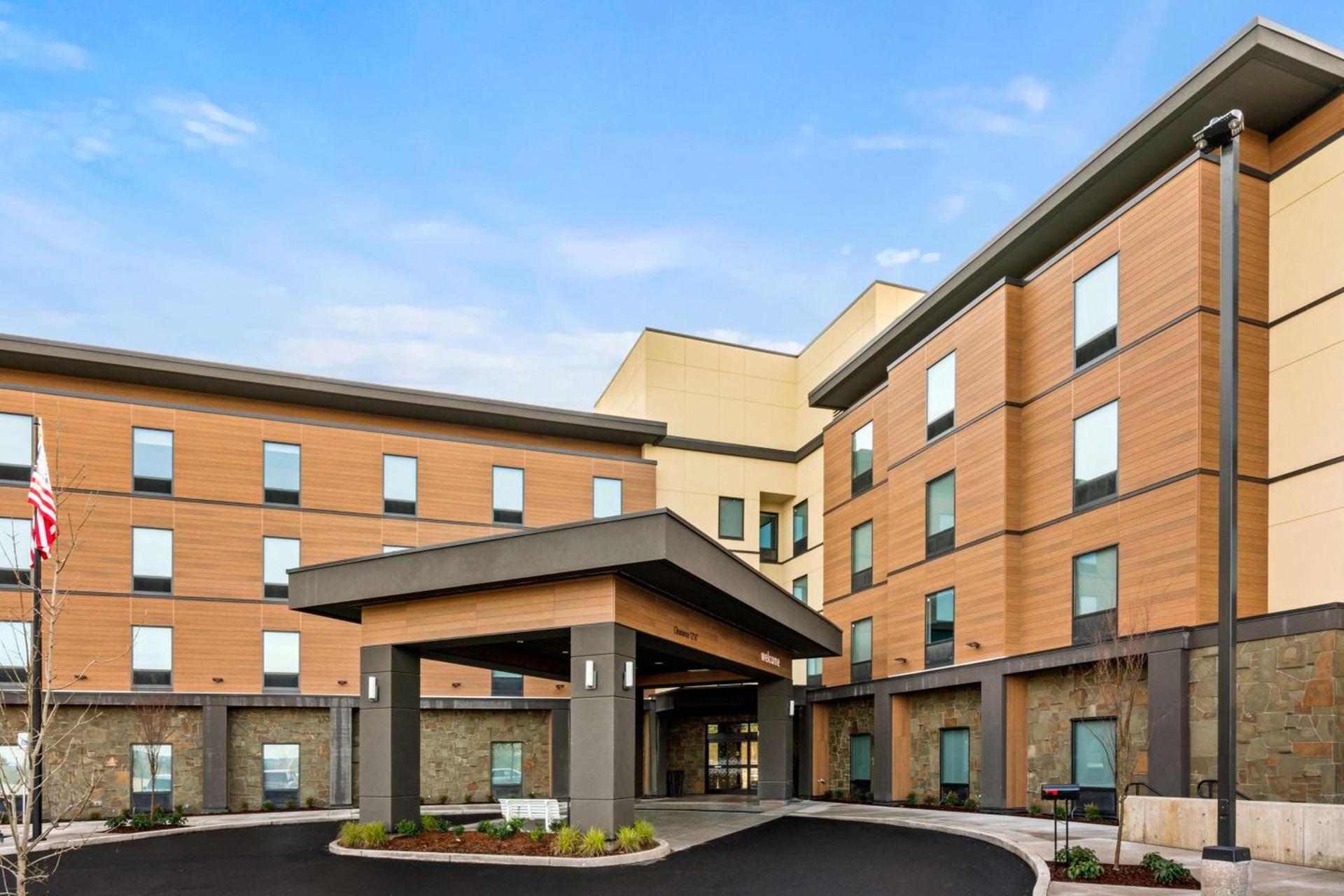 Hampton Inn & Suites Tigard photo 2