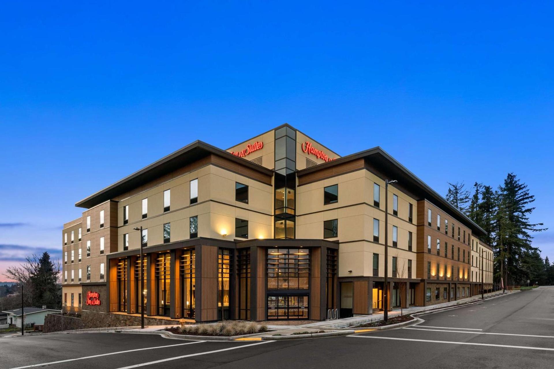 Hampton Inn & Suites Tigard photo 3