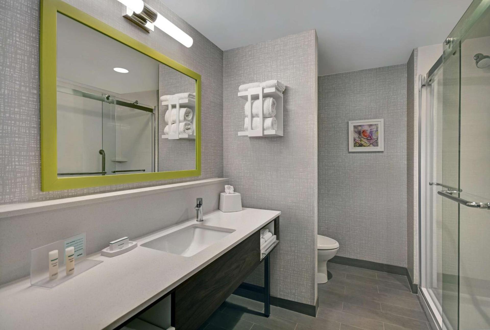 Hampton Inn Cave City, KY photo 23