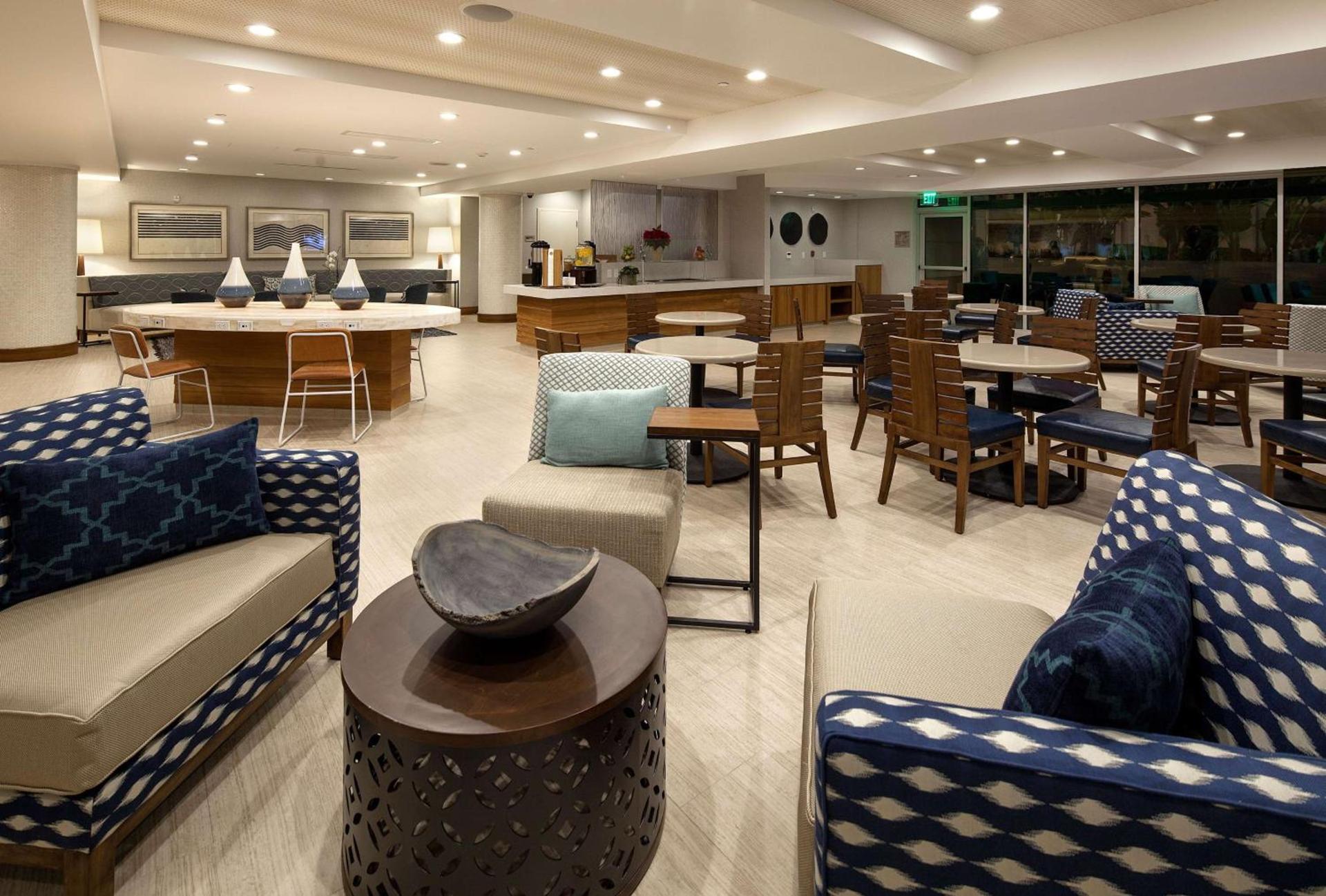 Redondo Beach Hotel, Tapestry Collection by Hilton photo 10