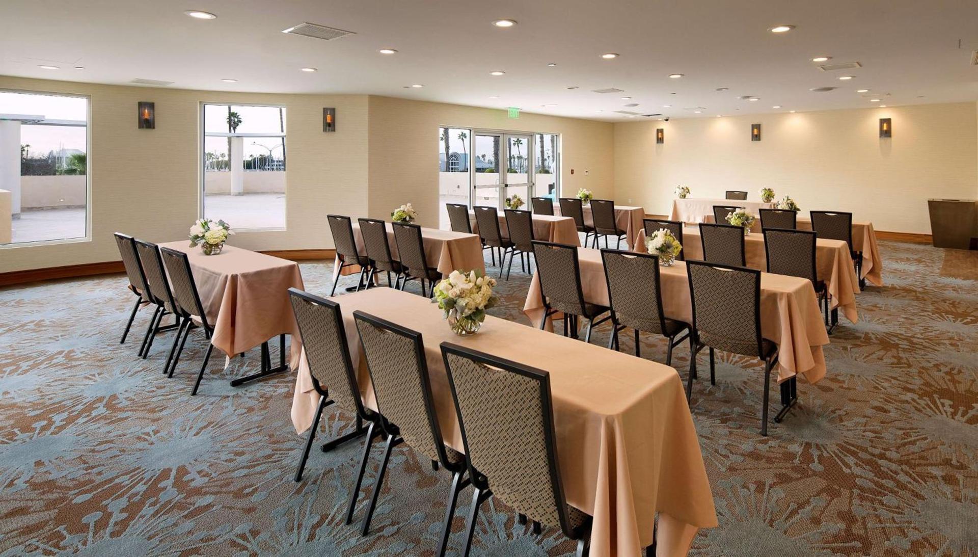 Redondo Beach Hotel, Tapestry Collection by Hilton photo 22