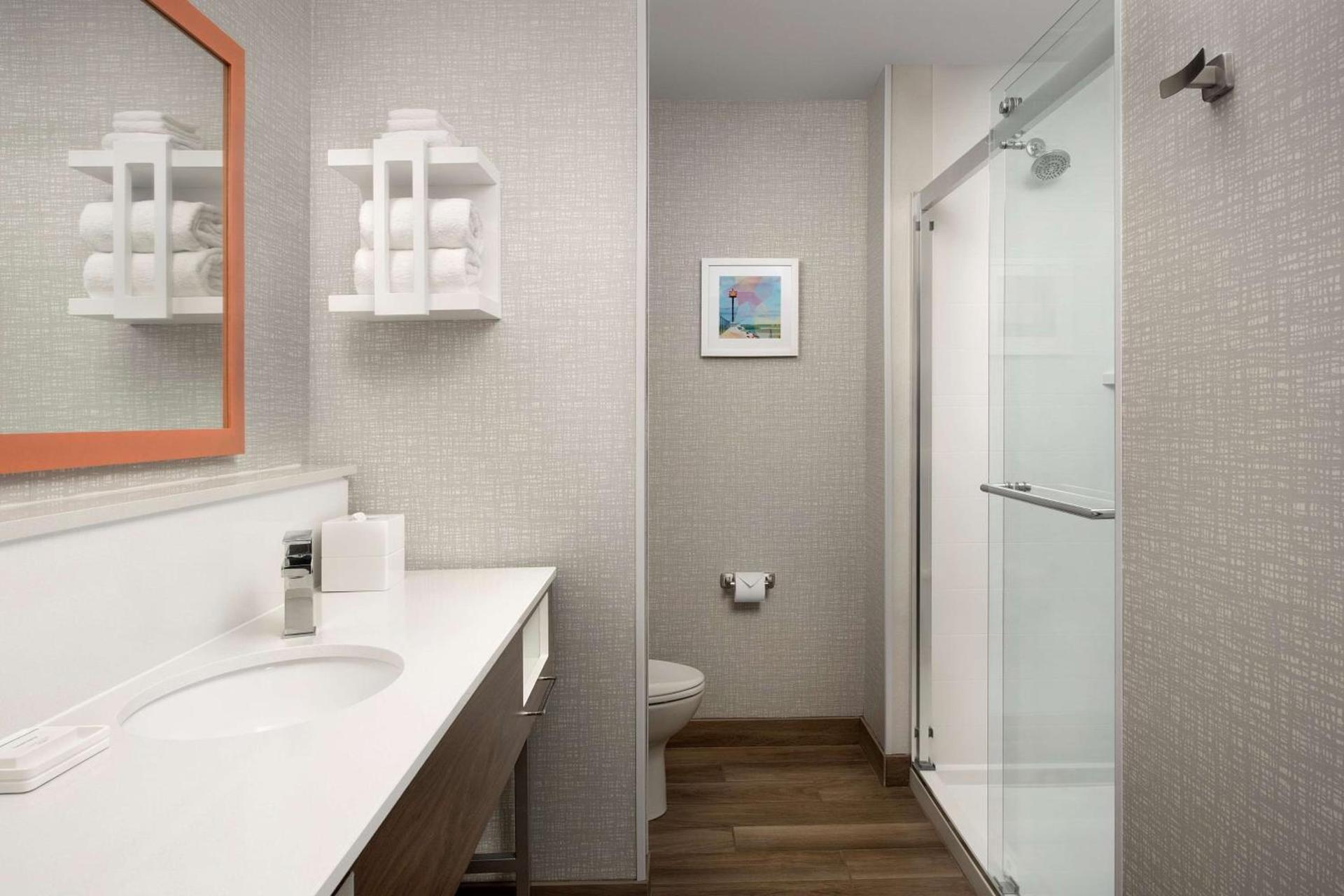 Hampton Inn Warroad, MN photo 18