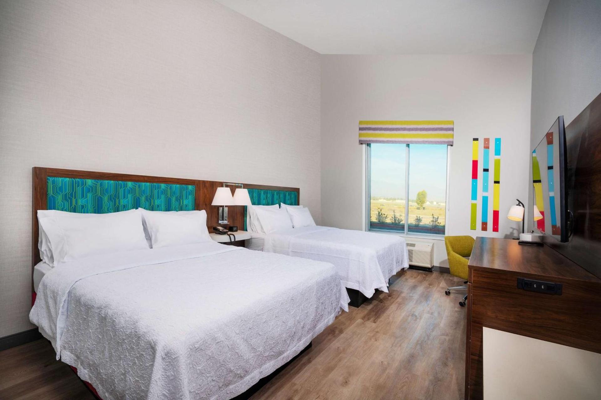 Hampton Inn Riverside March Air Force Base, Ca photo 17