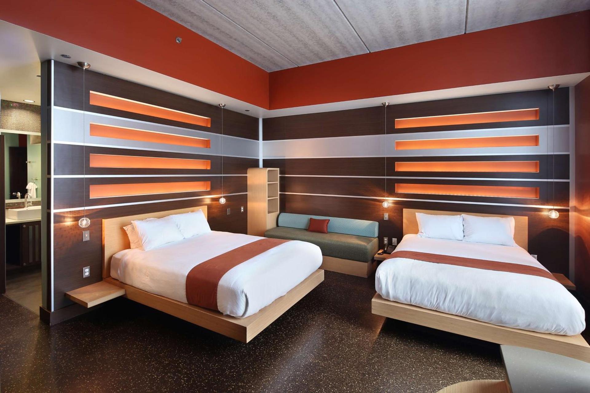 Tulyp, Tapestry Collection by Hilton photo 27