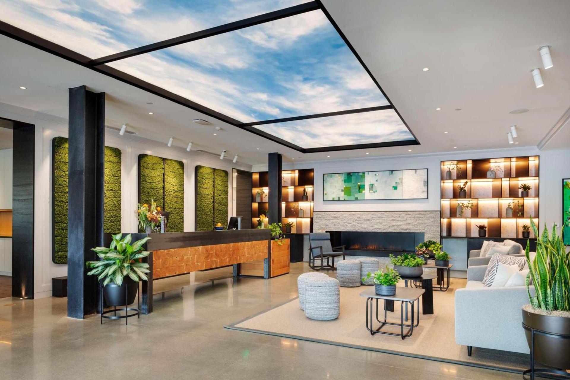 Canopy By Hilton Portland Waterfront photo 2