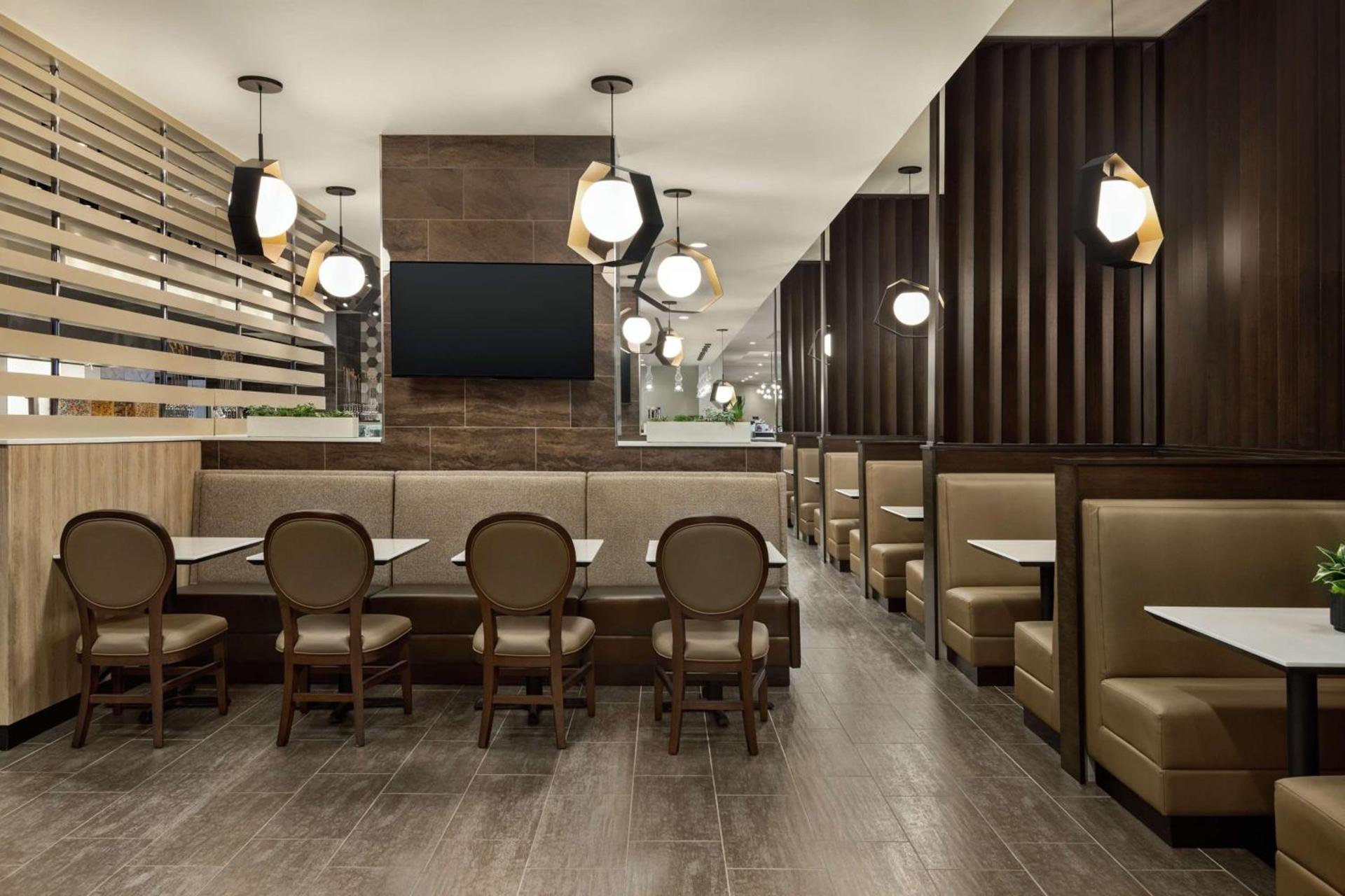 Embassy Suites by Hilton Round Rock photo 15