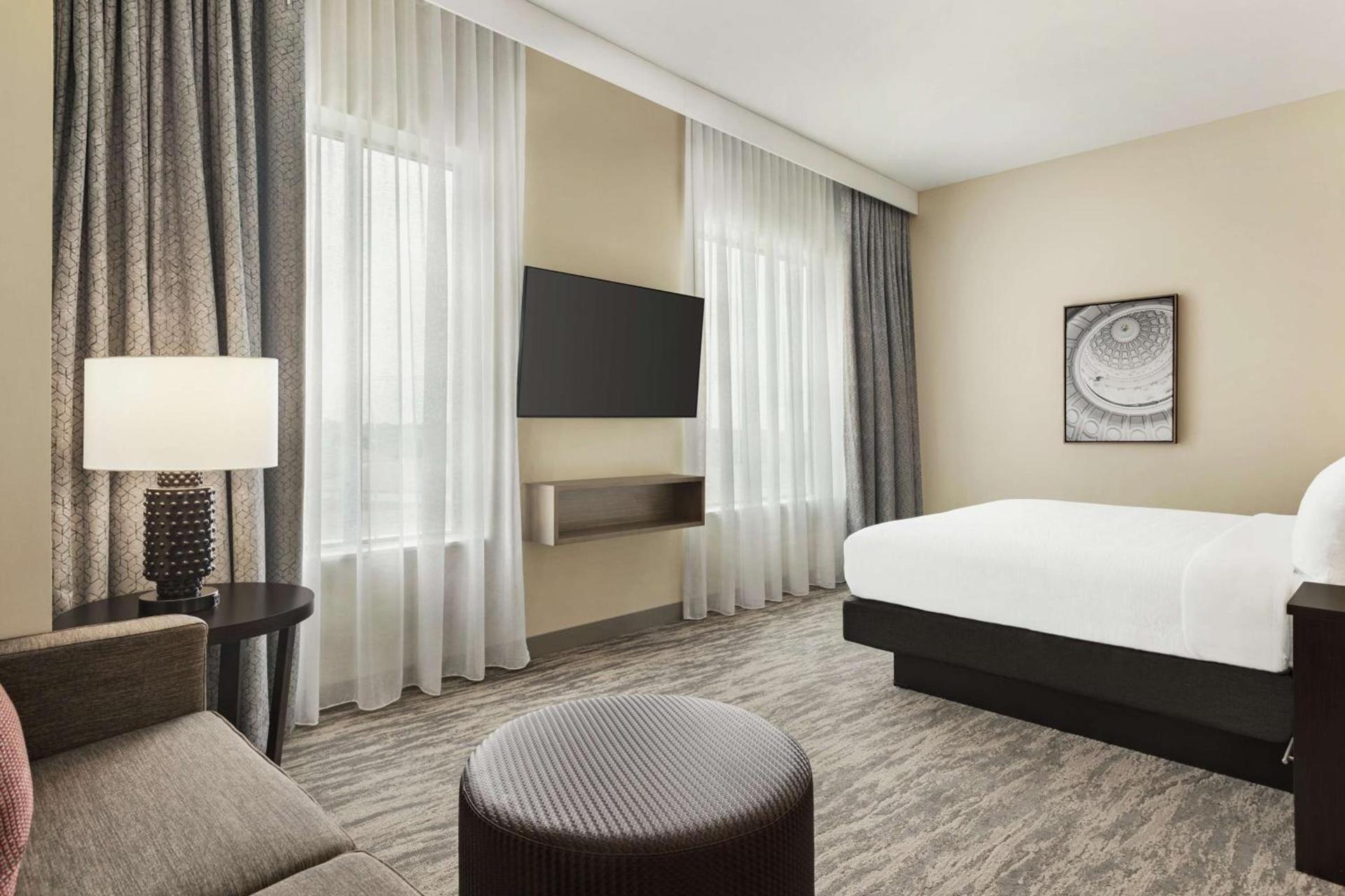 Embassy Suites by Hilton Round Rock photo 22