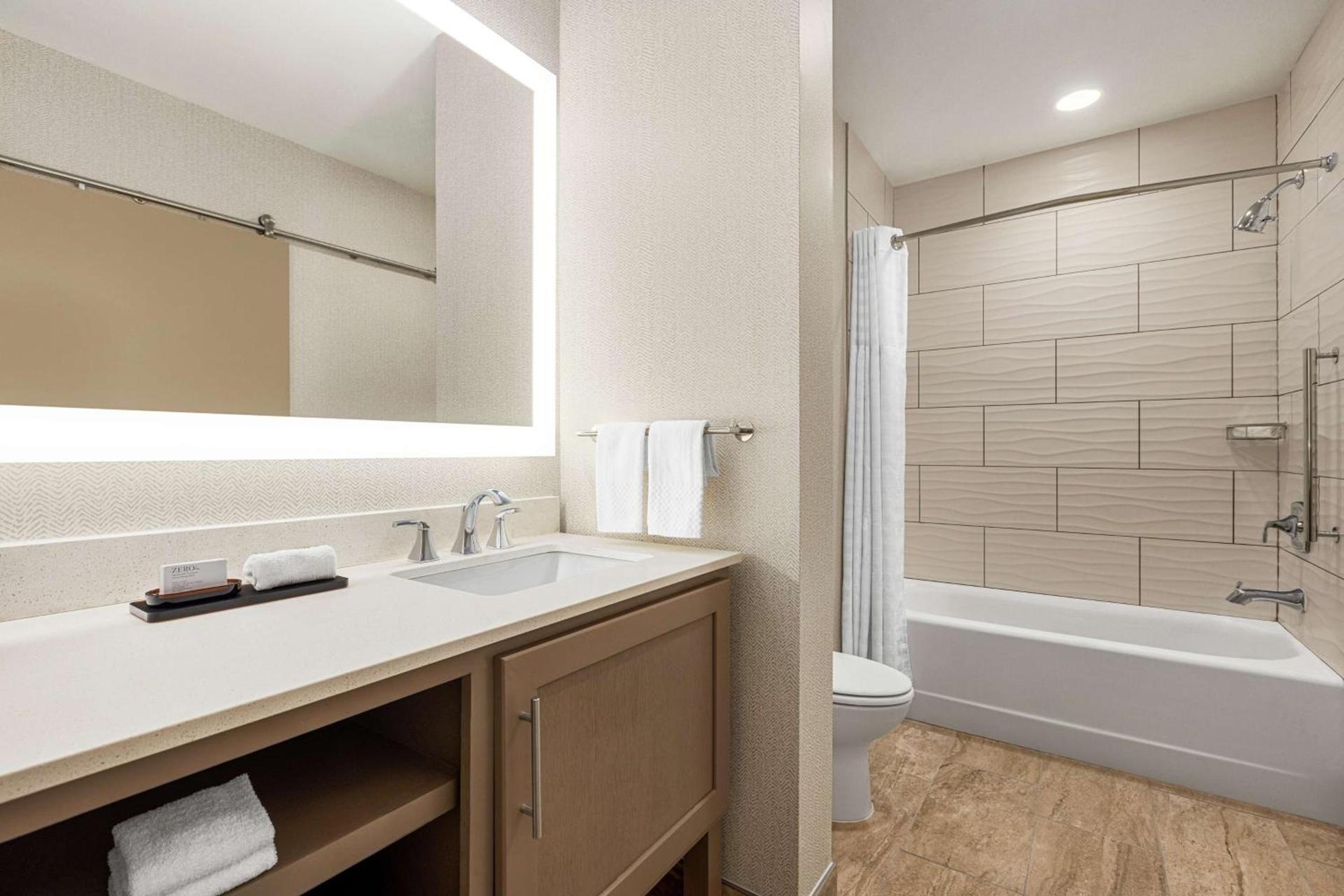 Embassy Suites by Hilton Round Rock photo 23