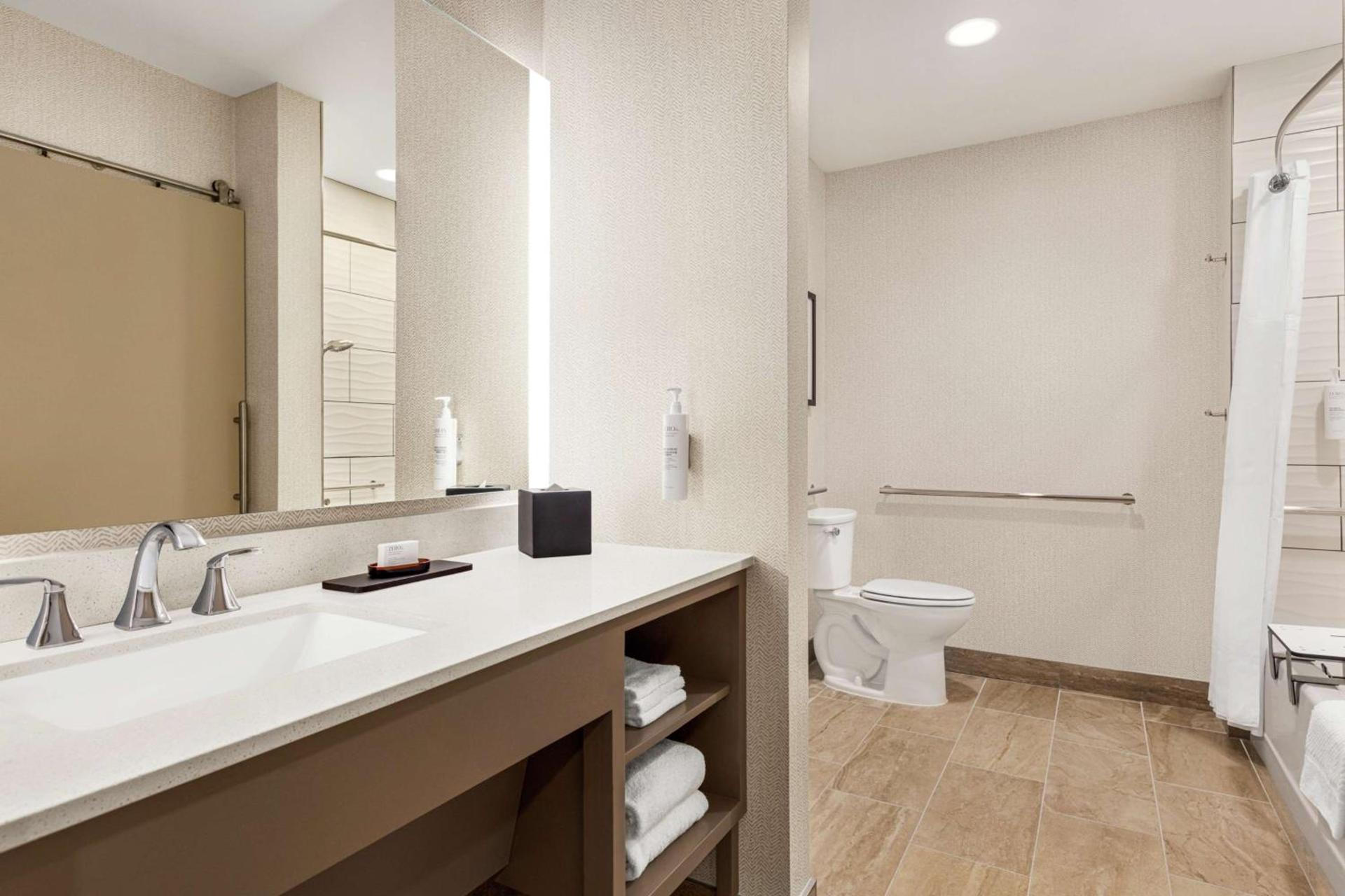 Embassy Suites by Hilton Round Rock photo 25