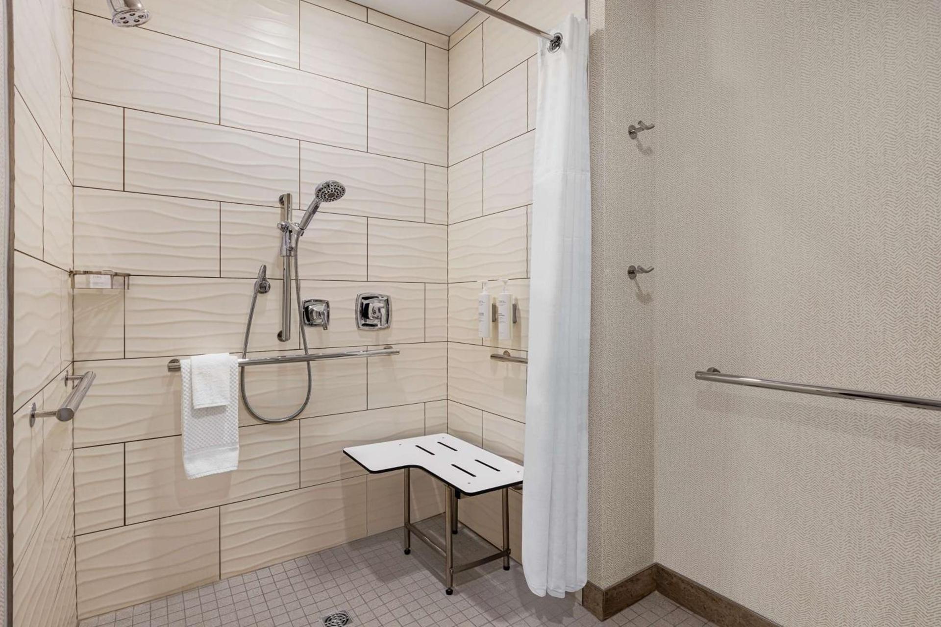 Embassy Suites by Hilton Round Rock photo 28