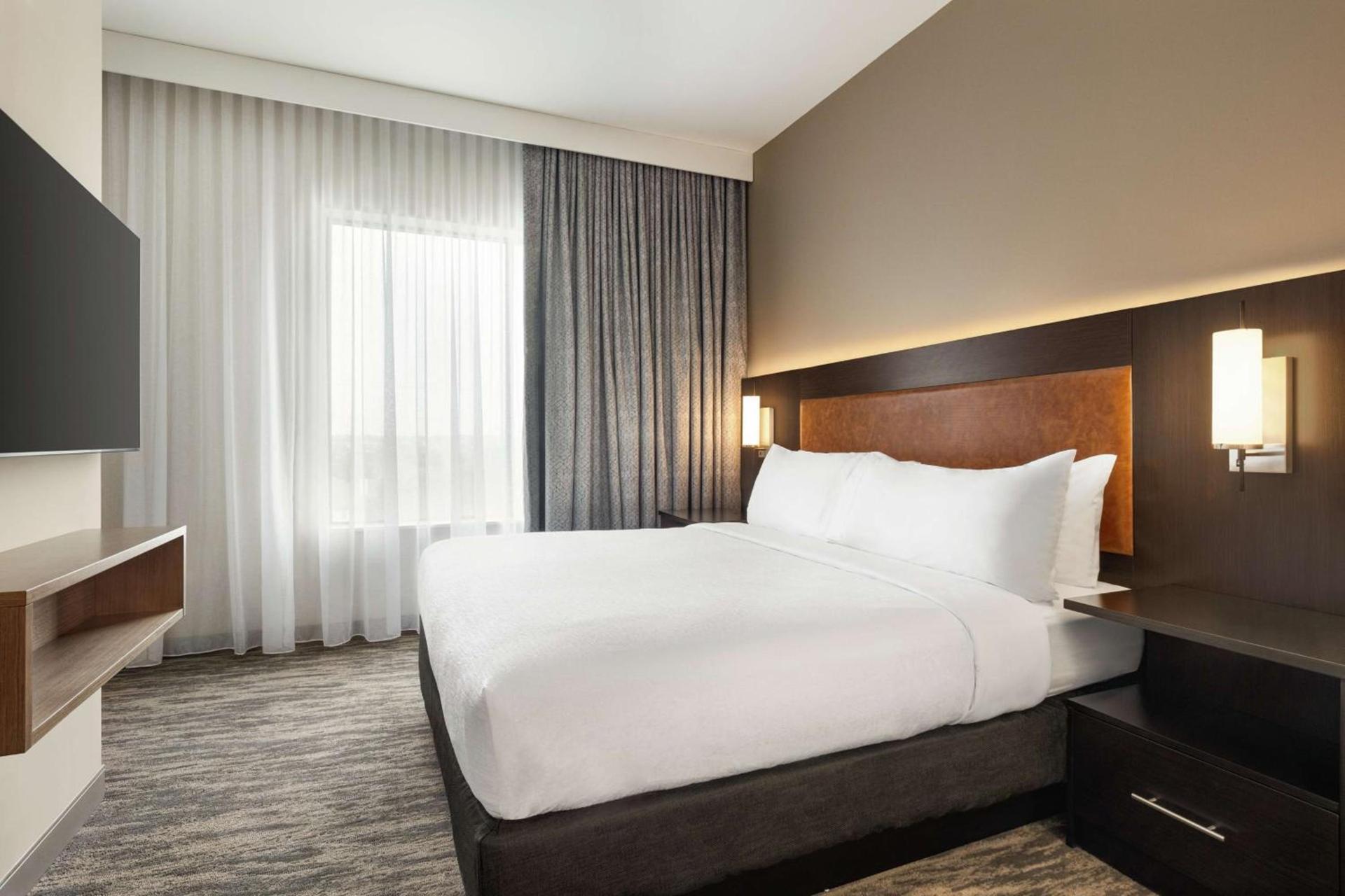 Embassy Suites by Hilton Round Rock photo 29