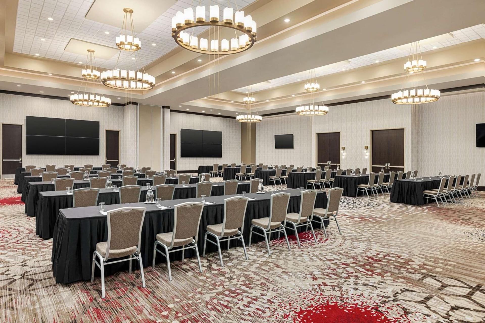 Embassy Suites by Hilton Round Rock photo 40