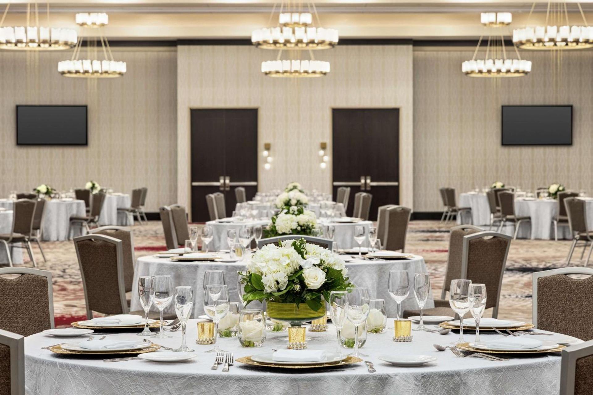 Embassy Suites by Hilton Round Rock photo 44