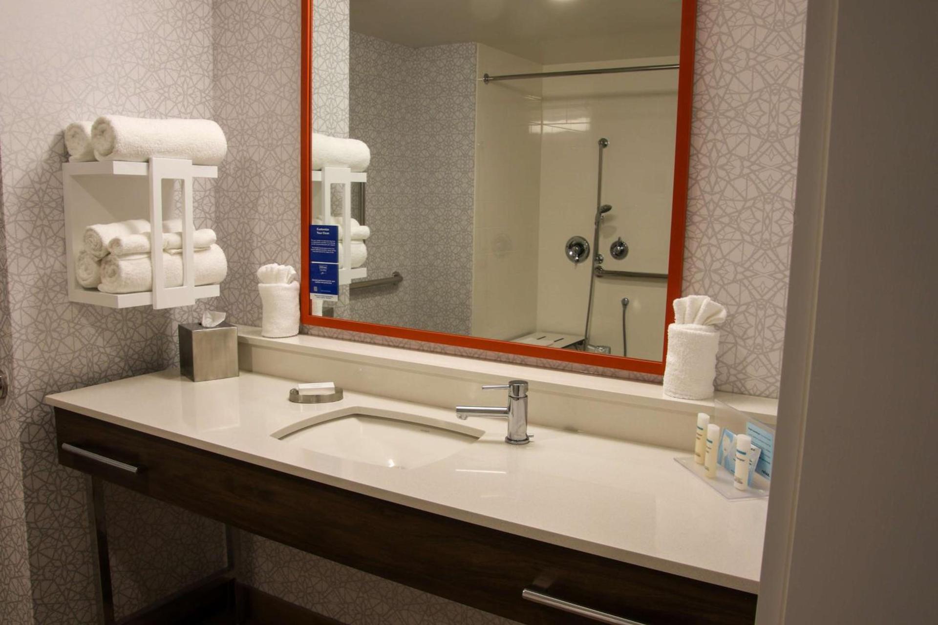 Hampton Inn & Suites Olean, Ny photo 35