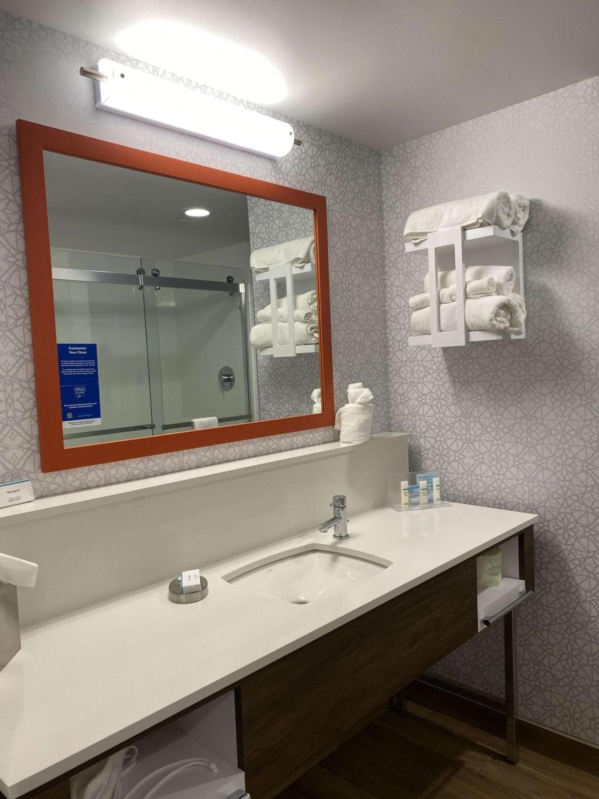 Hampton Inn & Suites Olean, Ny photo 39