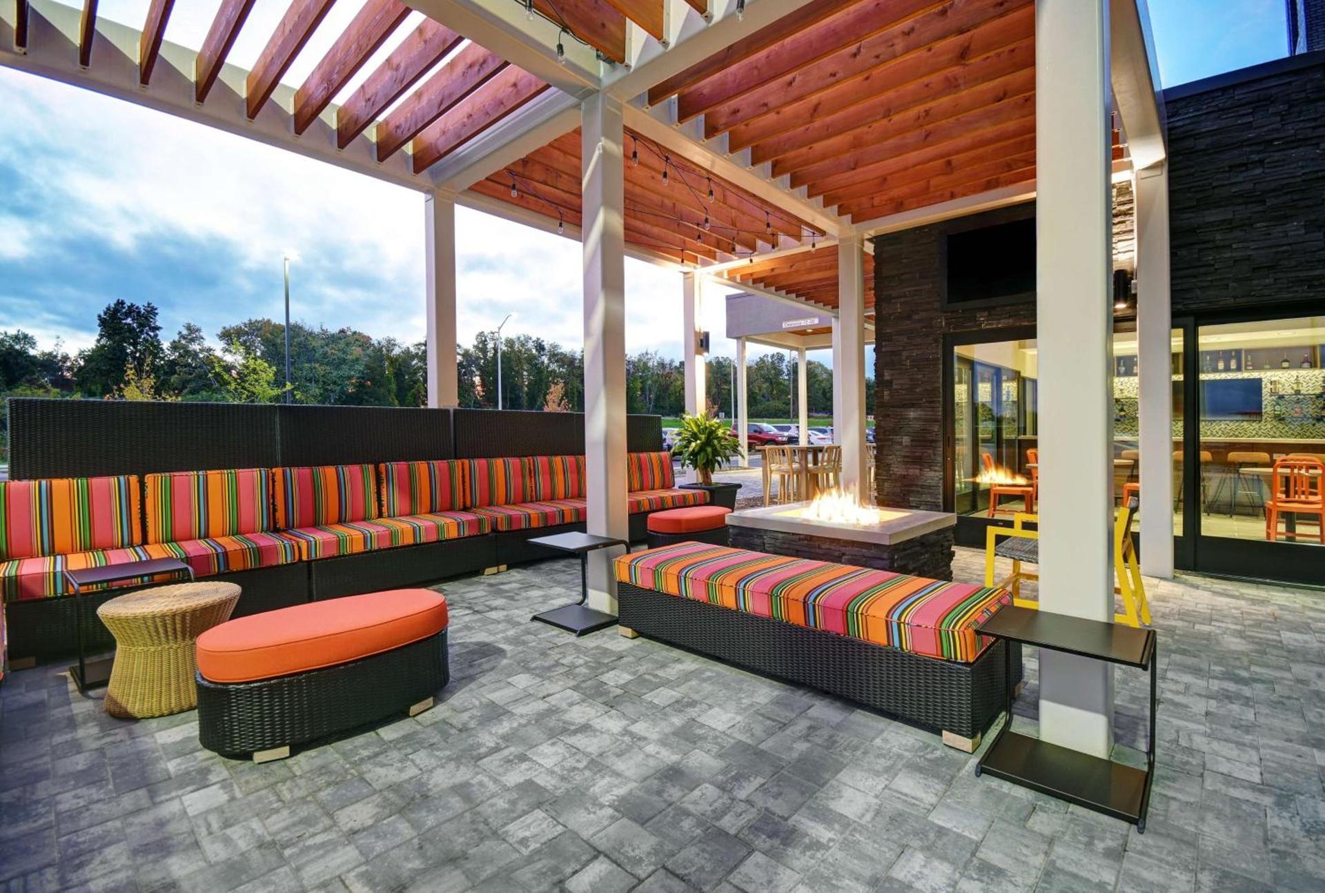 Home2 Suites by Hilton Blacksburg University photo 3