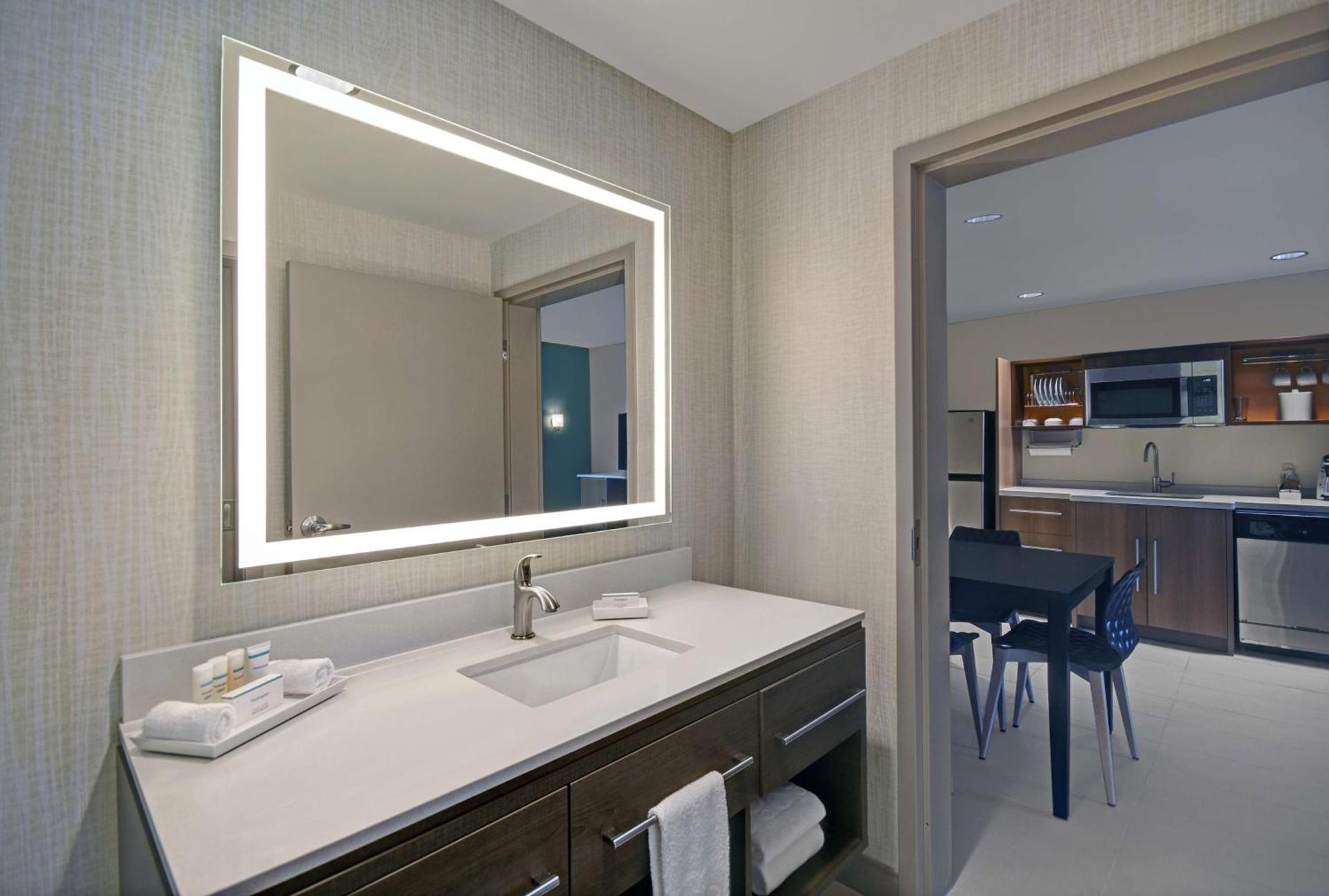 Home2 Suites by Hilton Blacksburg University photo 20