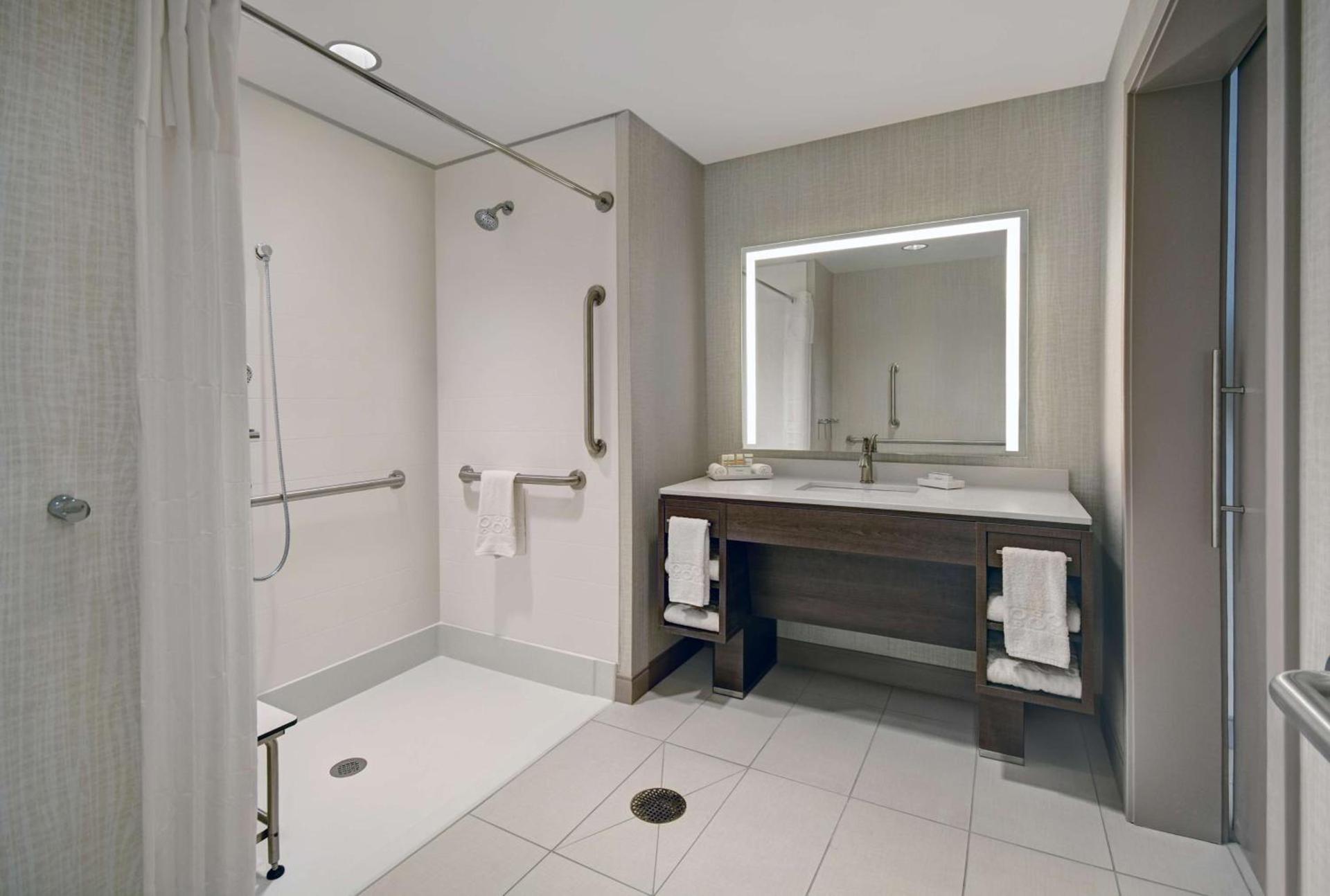 Home2 Suites by Hilton Blacksburg University photo 30