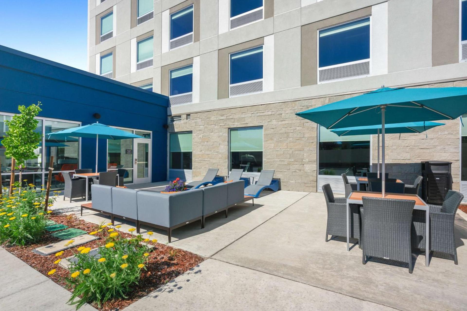 Hampton Inn Bellingham Airport, WA photo 2