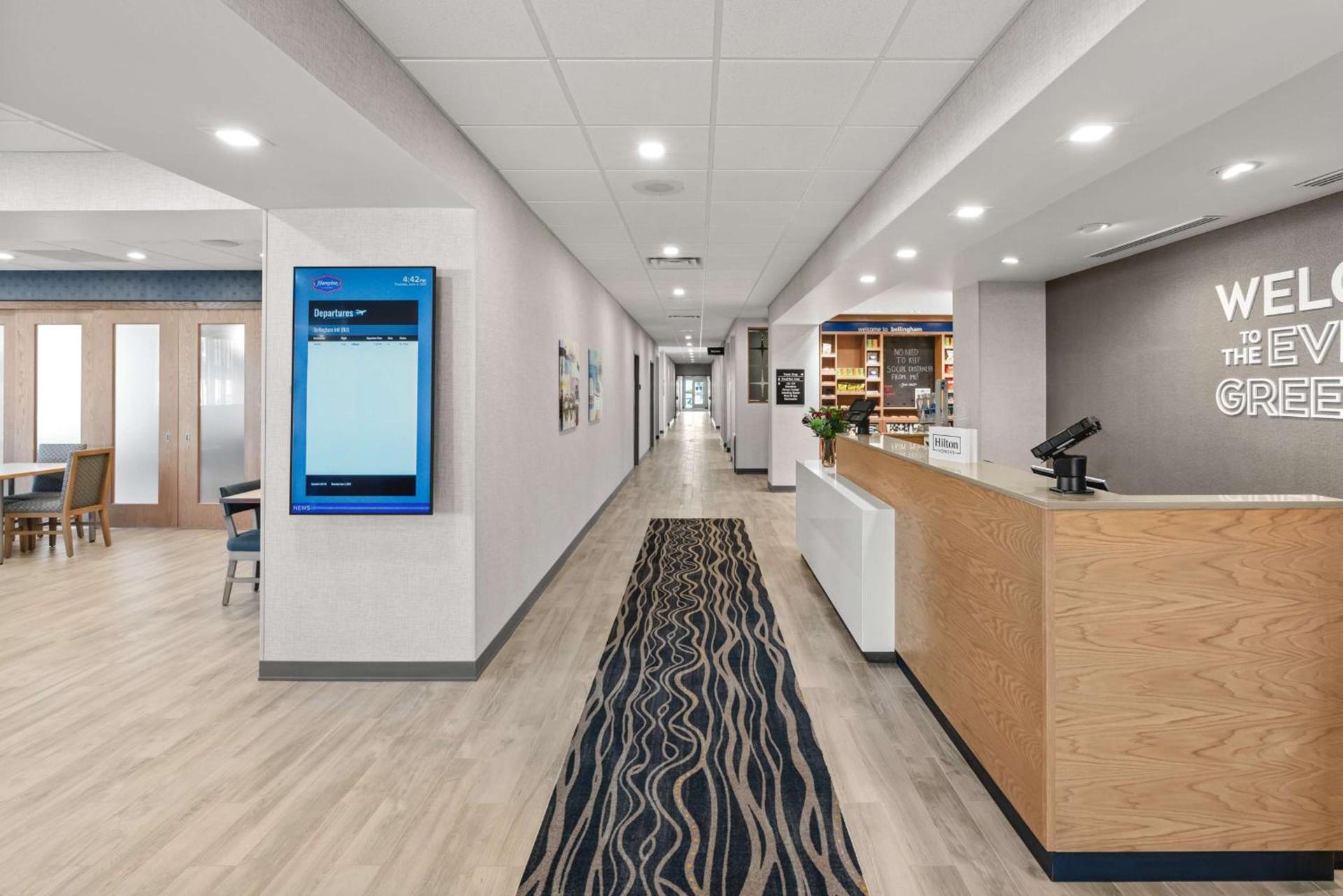 Hampton Inn Bellingham Airport, WA photo 5