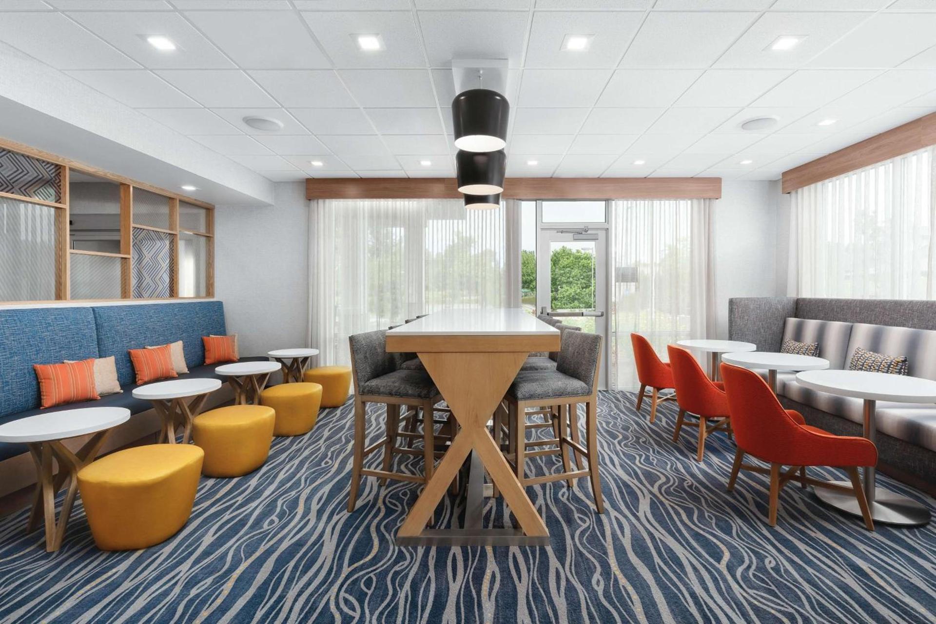 Hampton Inn Bellingham Airport, WA photo 4