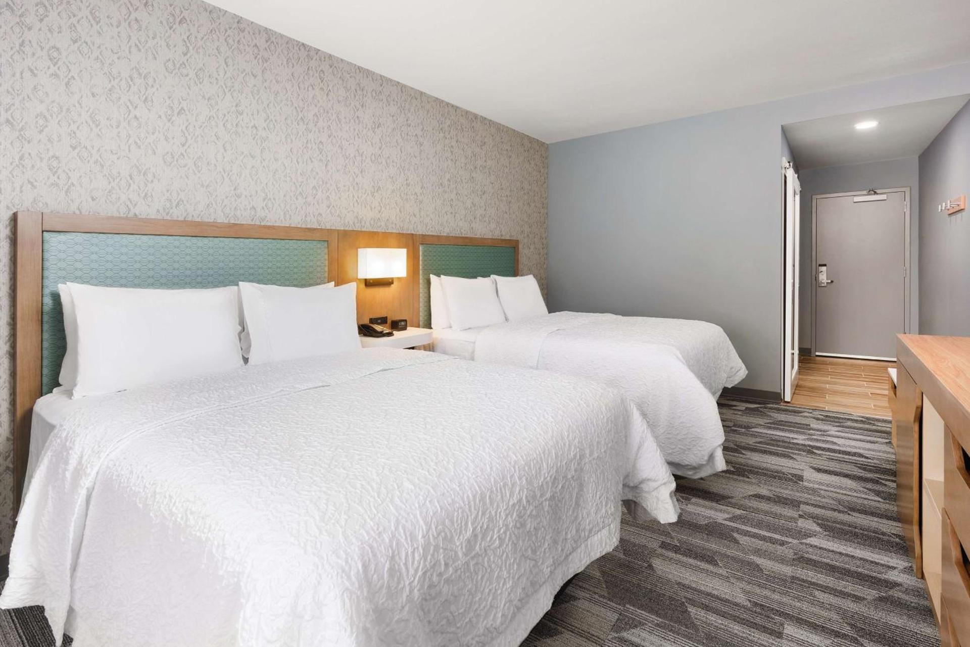 Hampton Inn Bellingham Airport, WA photo 24