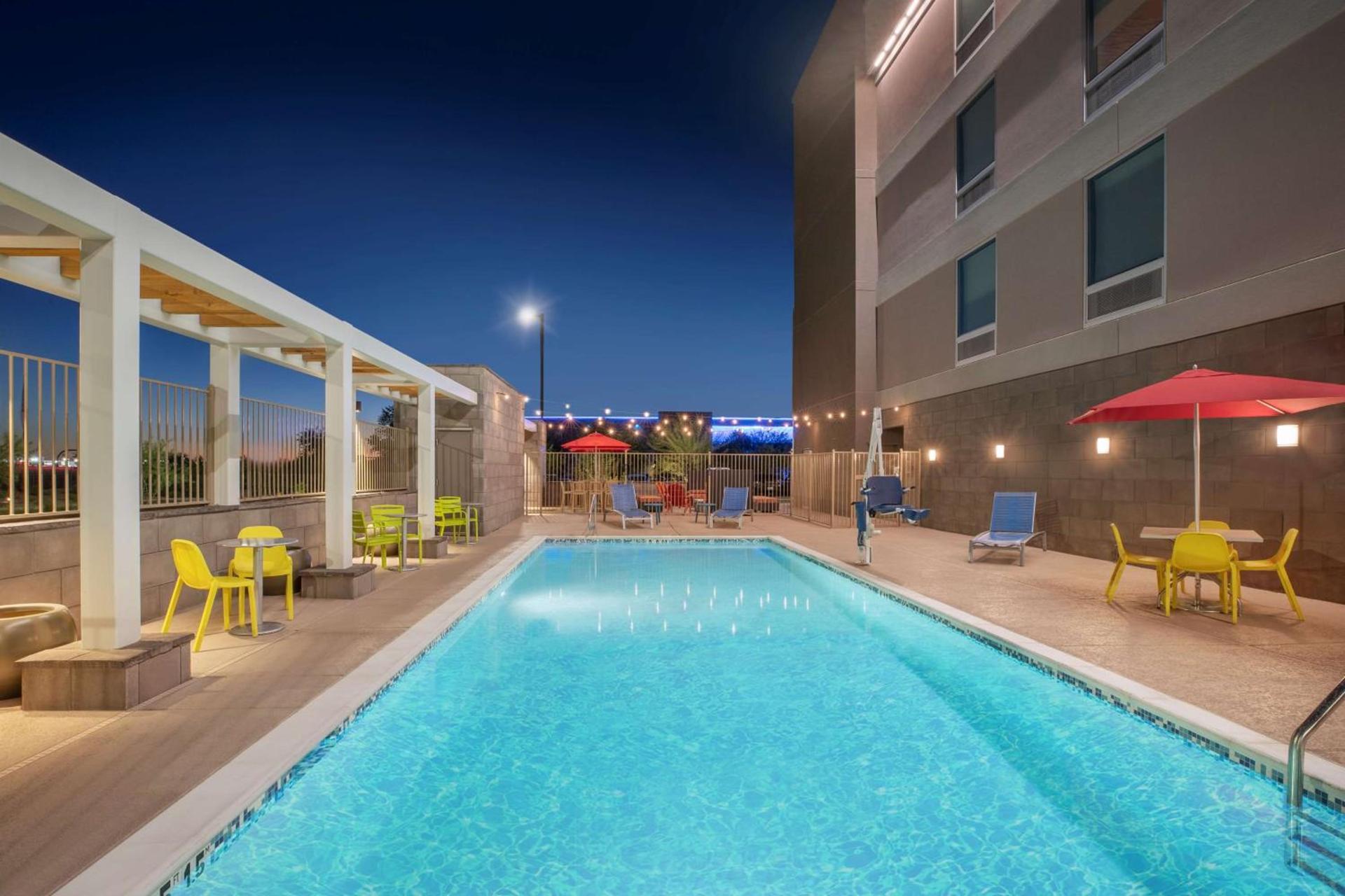 Home2 Suites By Hilton Phoenix Avondale, Az photo 8