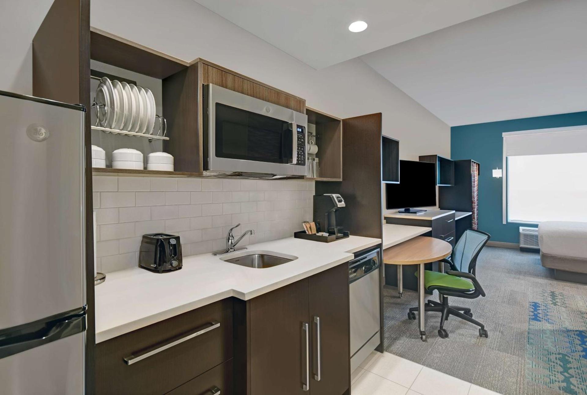 Home2 Suites by Hilton Houston Medical Center, TX photo 17