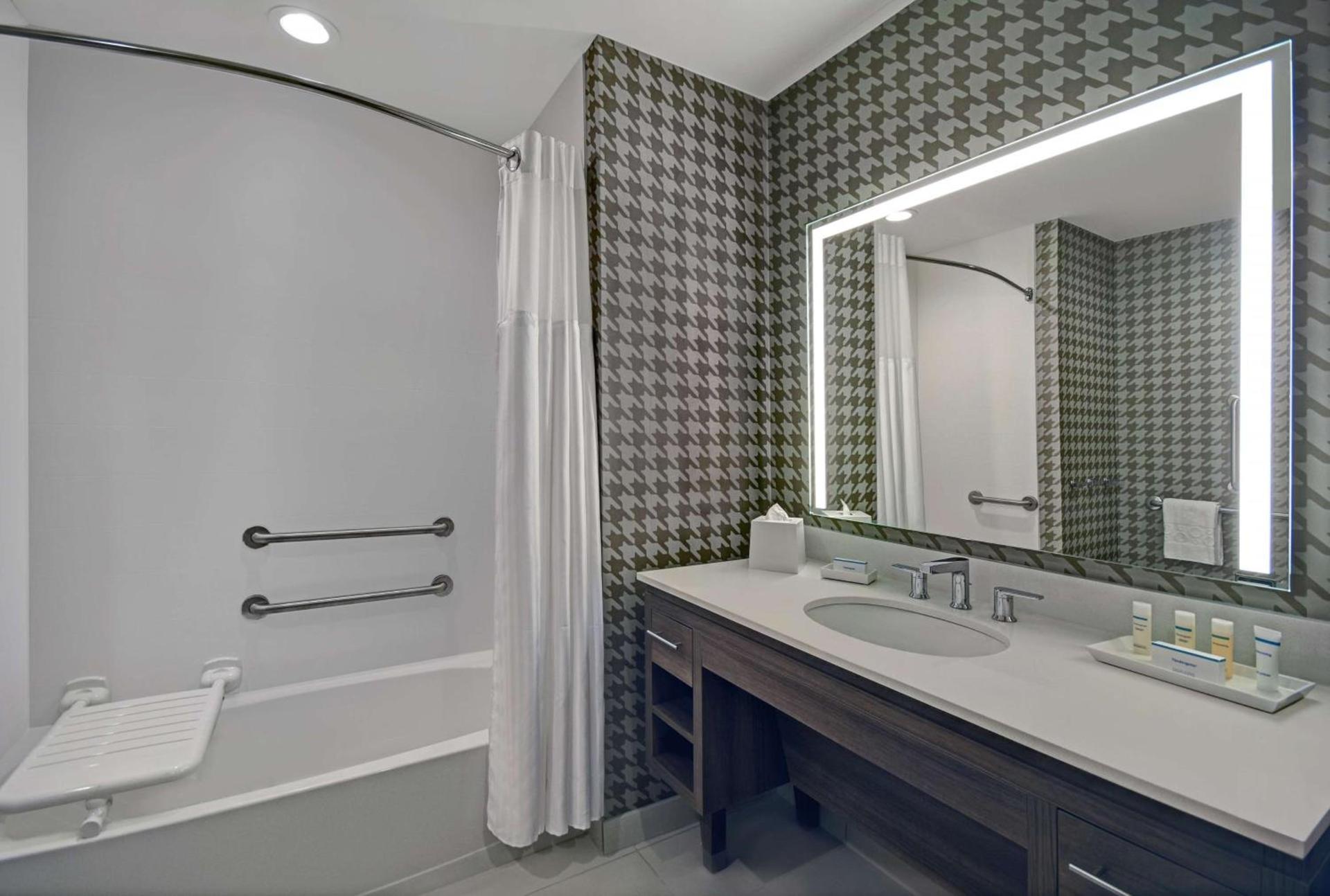 Home2 Suites by Hilton Houston Medical Center, TX photo 21