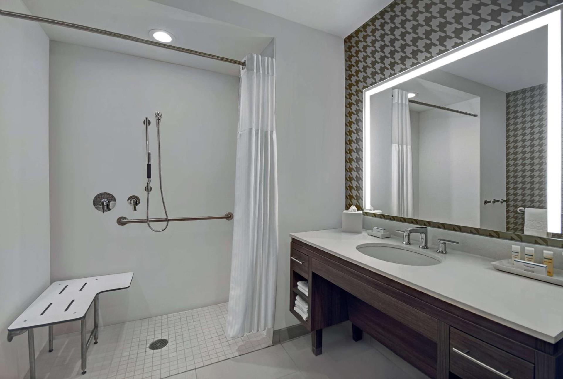 Home2 Suites by Hilton Houston Medical Center, TX photo 28