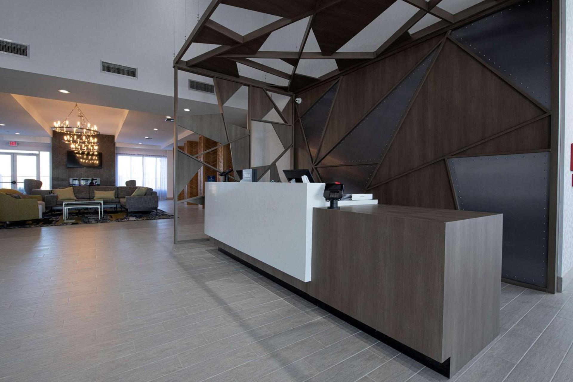 Doubletree Sulphur Lake Charles photo 8