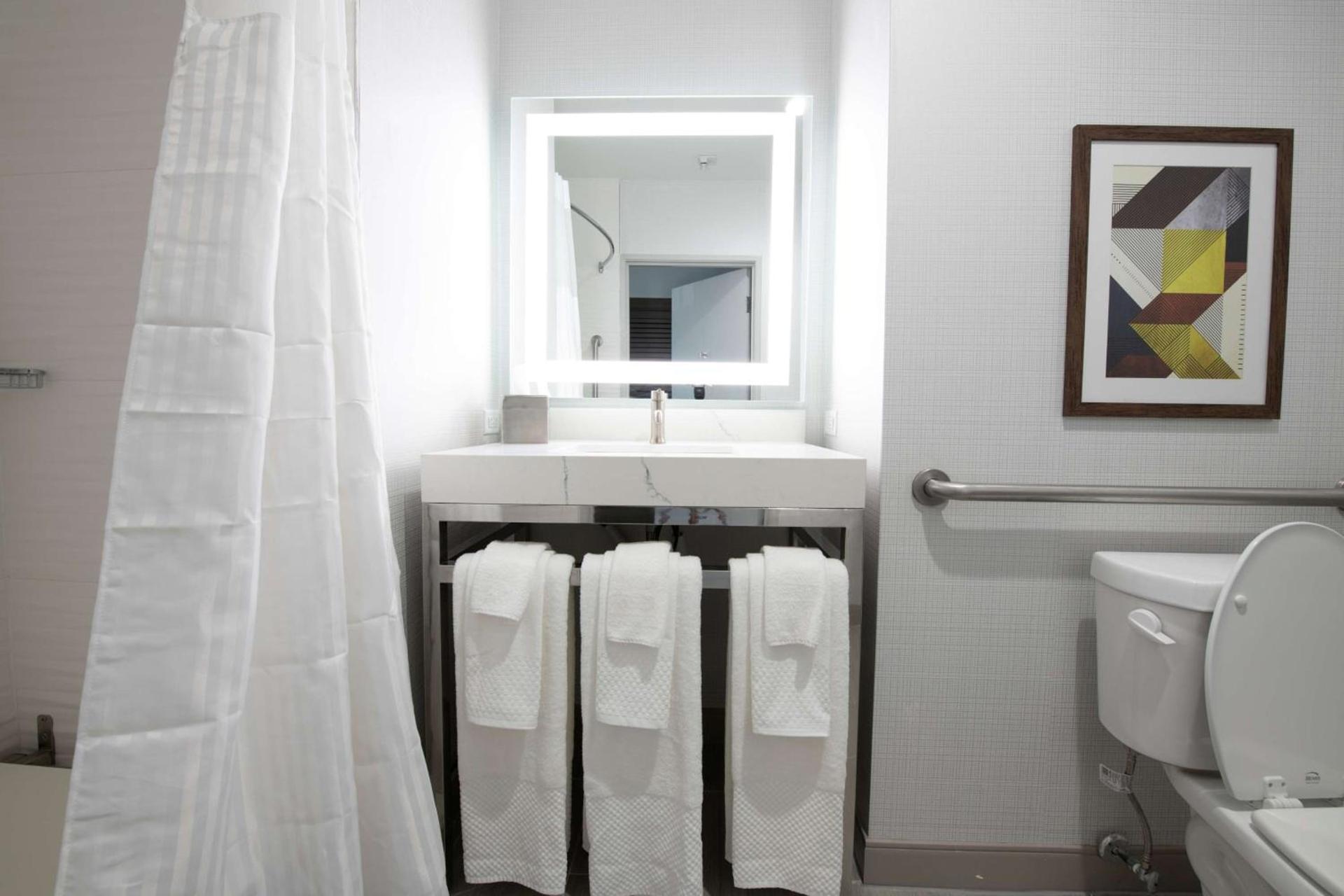 Doubletree Sulphur Lake Charles photo 35