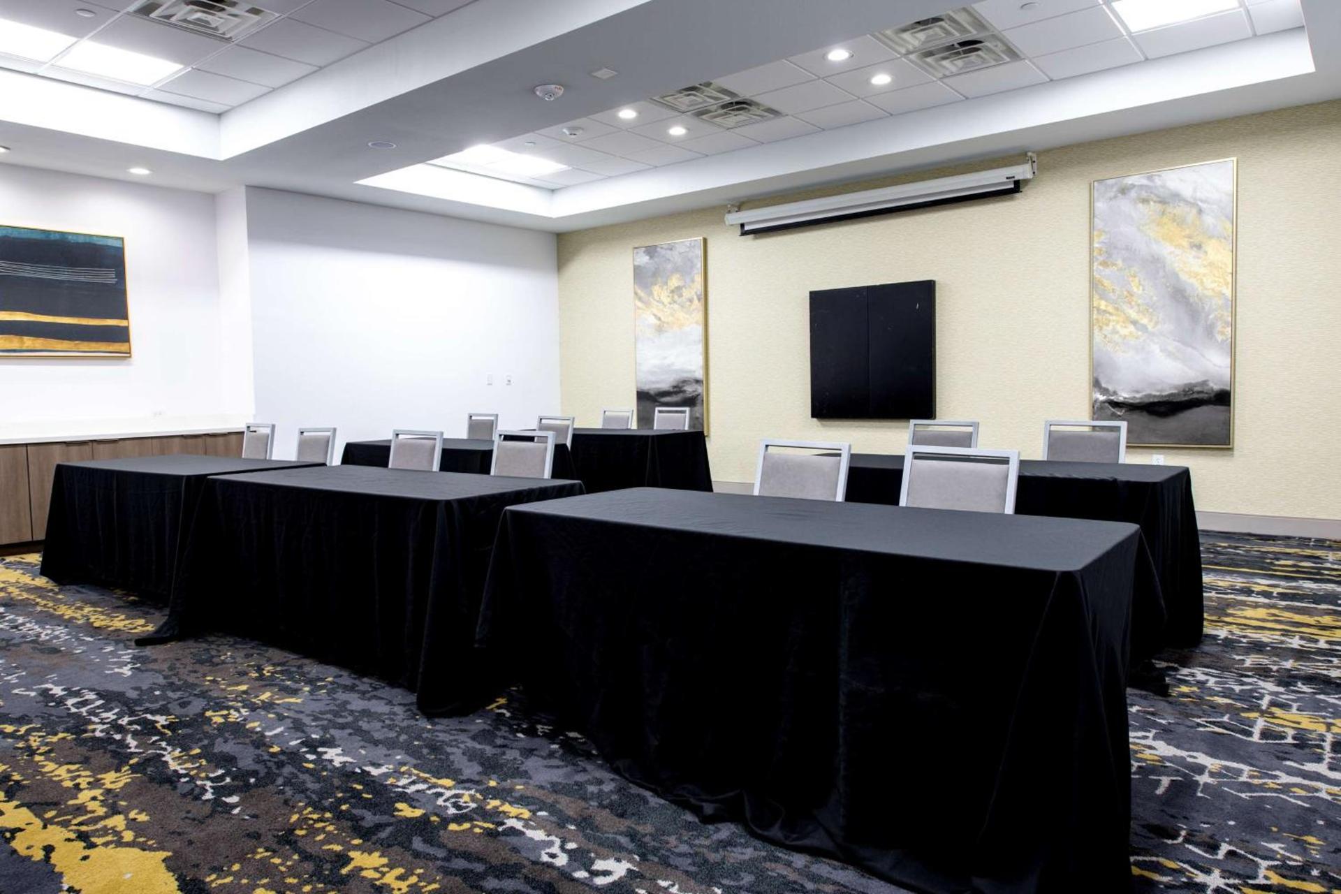 Doubletree Sulphur Lake Charles photo 37
