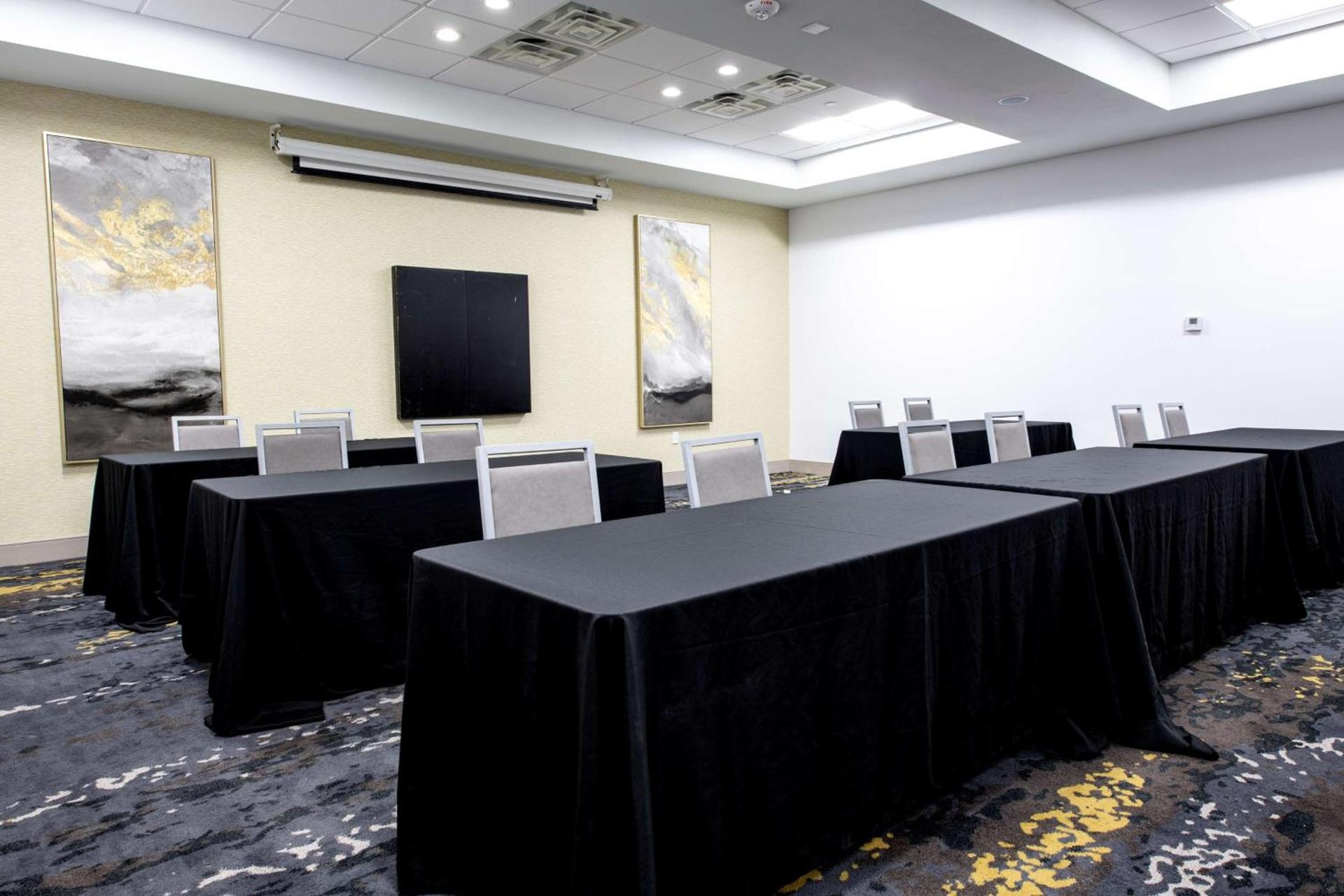 Doubletree Sulphur Lake Charles photo 38