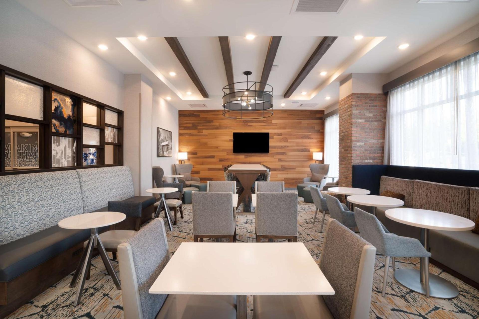 Hampton Inn Greer Greenville, Sc photo 10