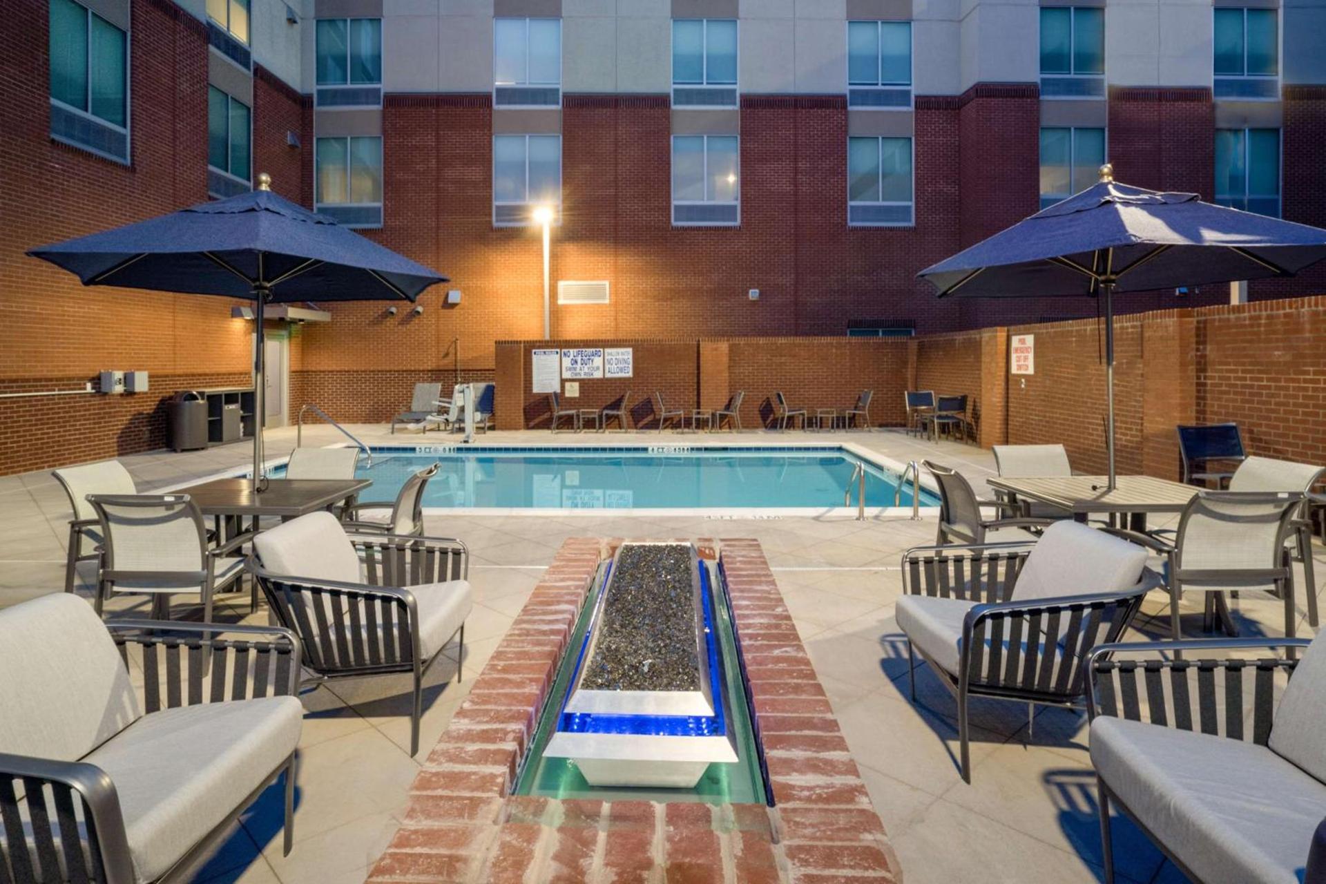 Hampton Inn Greer Greenville, Sc photo 13