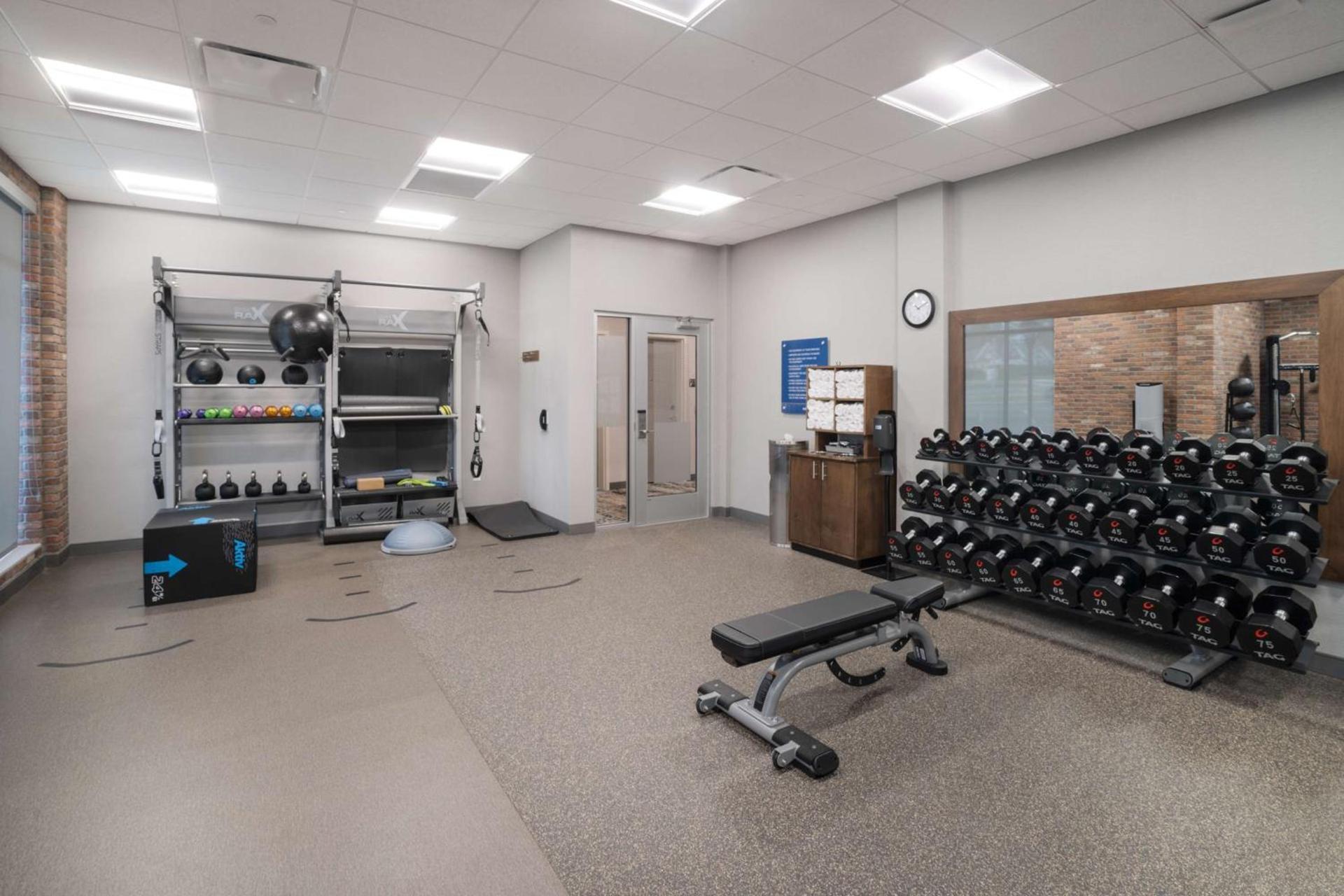 Hampton Inn Greer Greenville, Sc photo 27