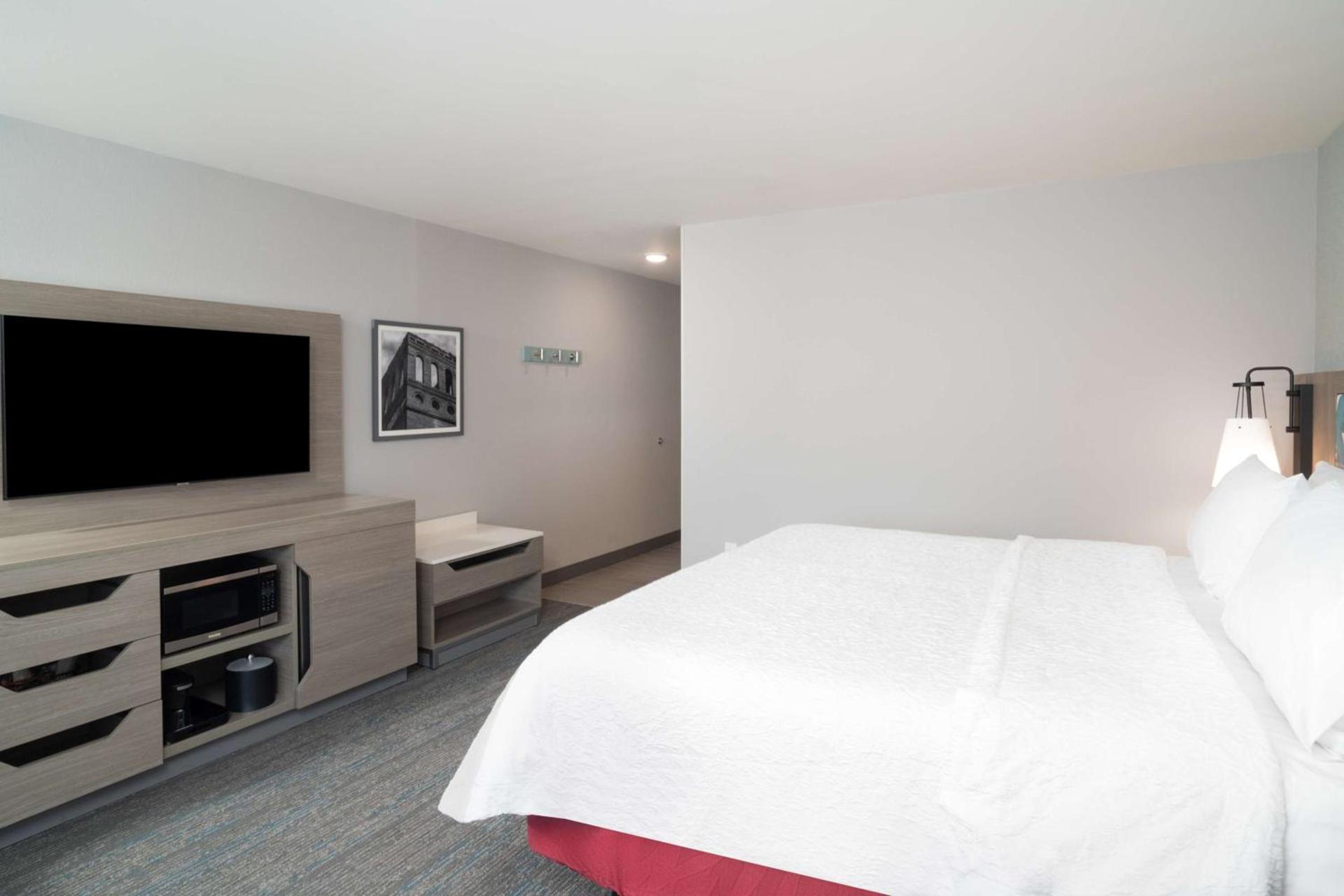 Hampton Inn Greer Greenville, Sc photo 33