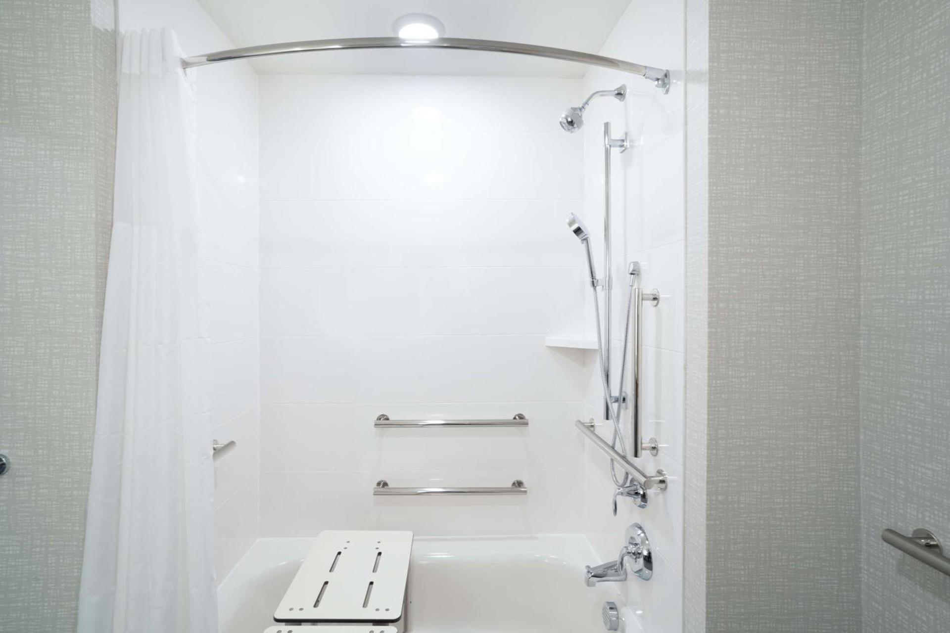 Hampton Inn Greer Greenville, Sc photo 46