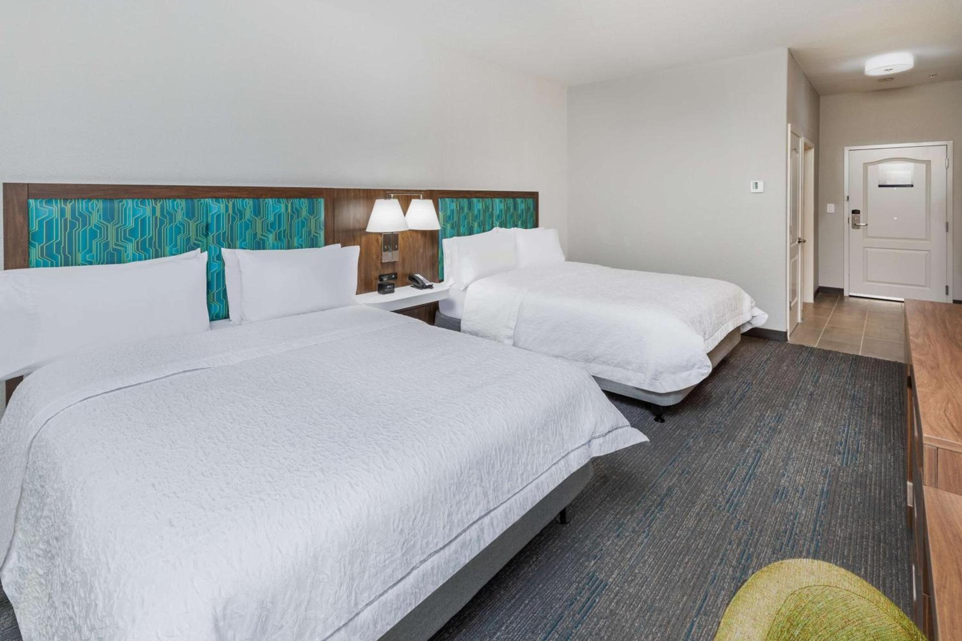 Hampton Inn & Suites Dallas I-30 Cockrell Hill, Tx photo 20