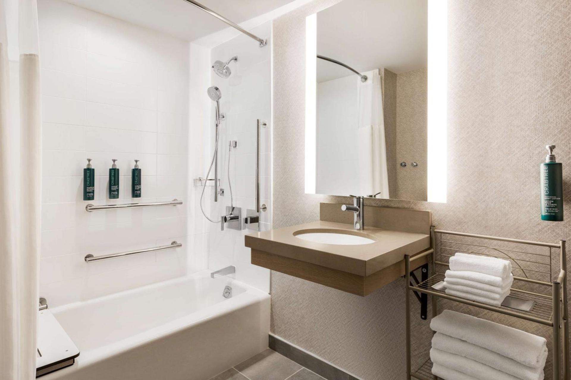 Doubletree By Hilton Columbus Dublin photo 22