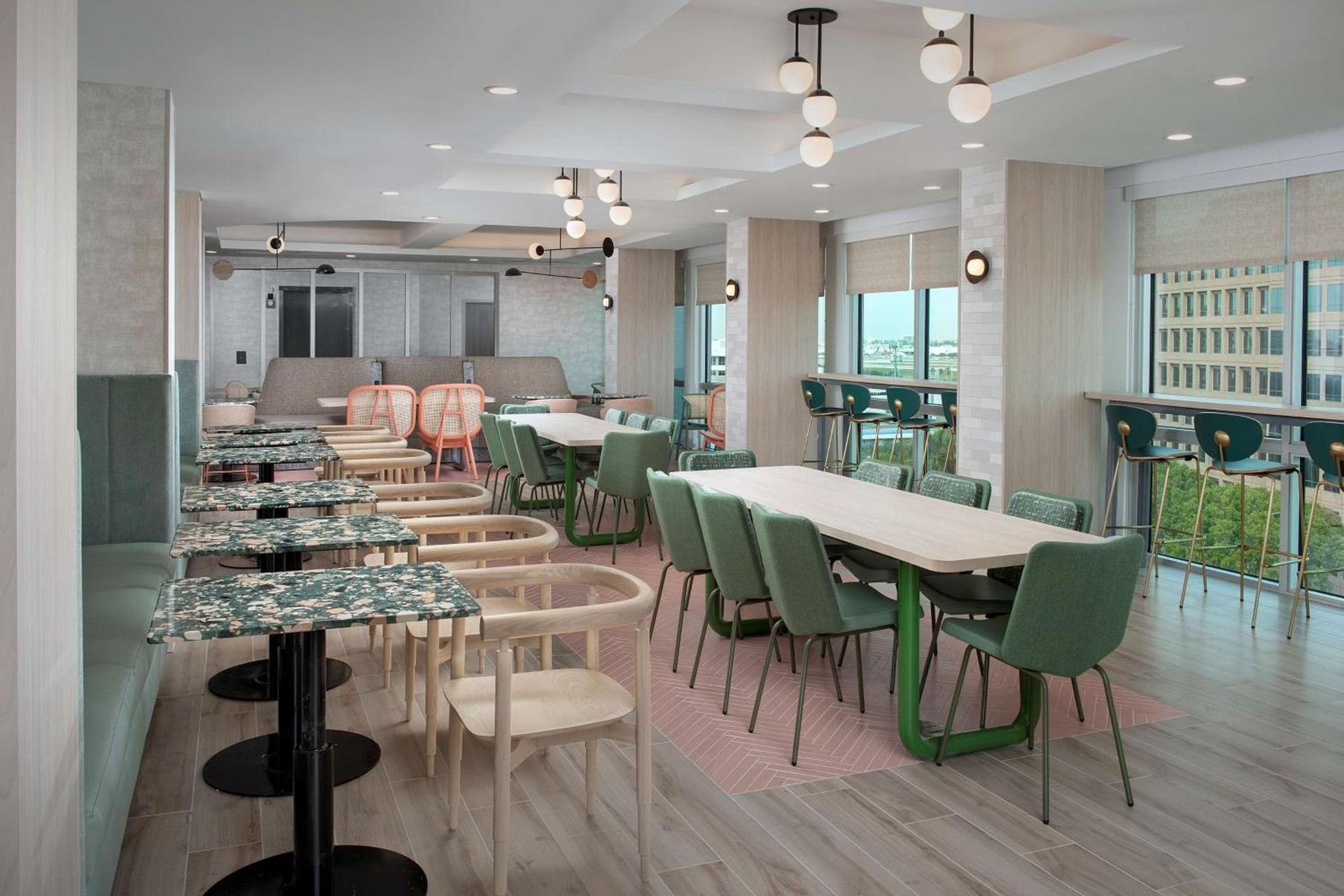 Home2 Suites By Hilton Miami Airport South Blue Lagoon photo 10